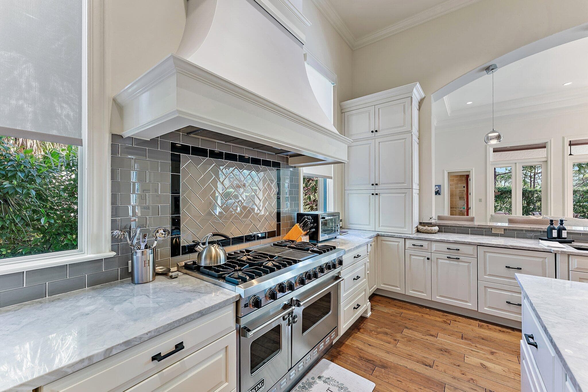 135 W Bears Club Drive, Jupiter, FL 33477 — photo 13 of 61