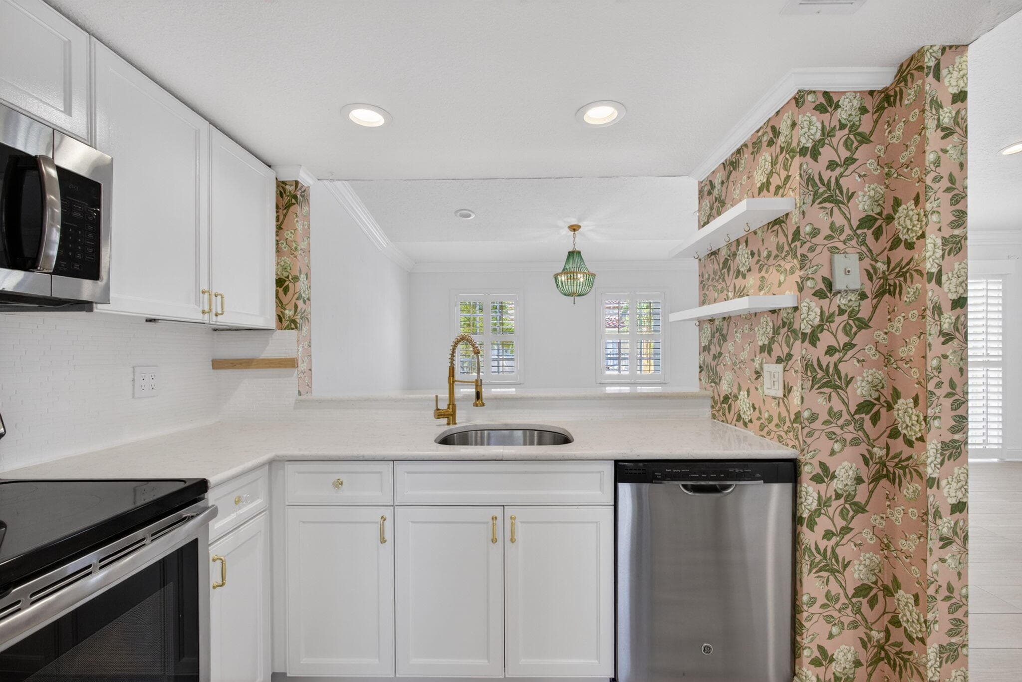 1020 Lake Shore Drive 105, Lake Park, FL 33403 — photo 23 of 60