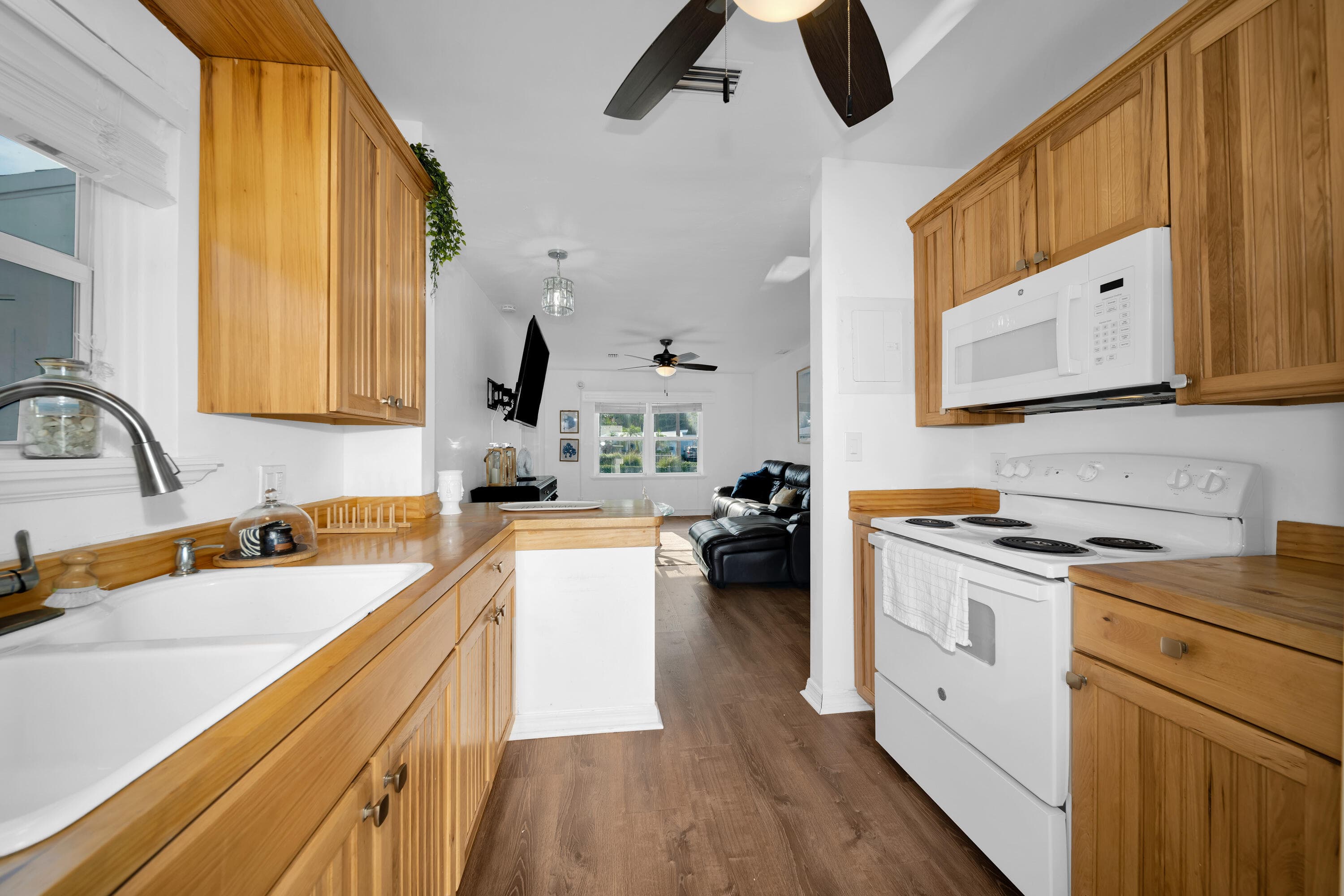 2317 N Ocean Boulevard E 2319, Fort Lauderdale, FL 33305 — photo 5 of 14