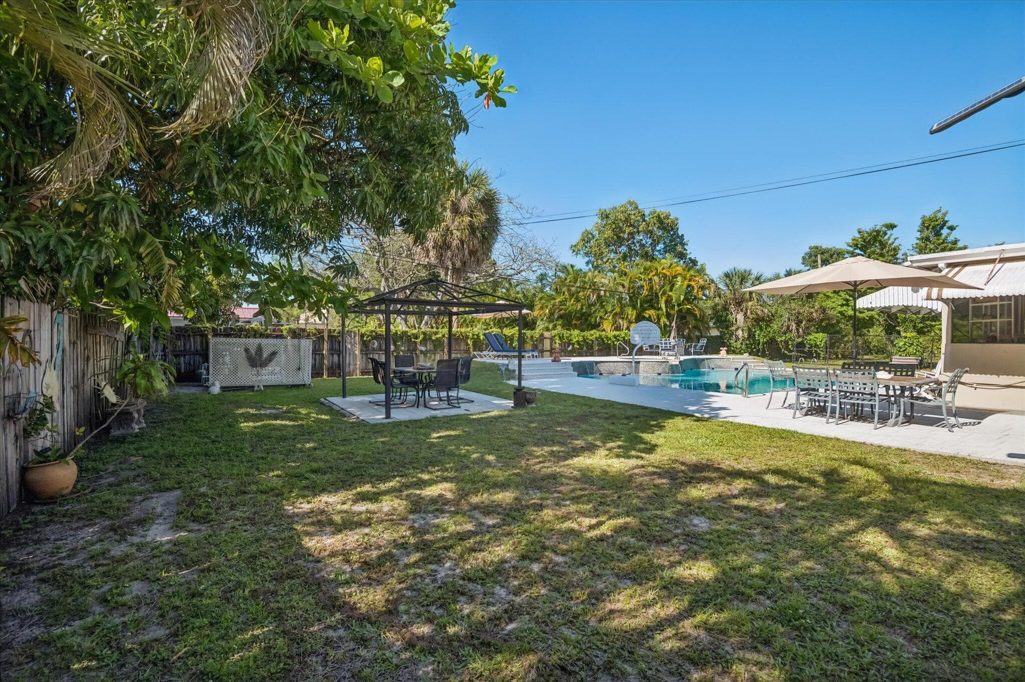 4011 SW 2nd Street, Plantation, FL 33317 — photo 20 of 37