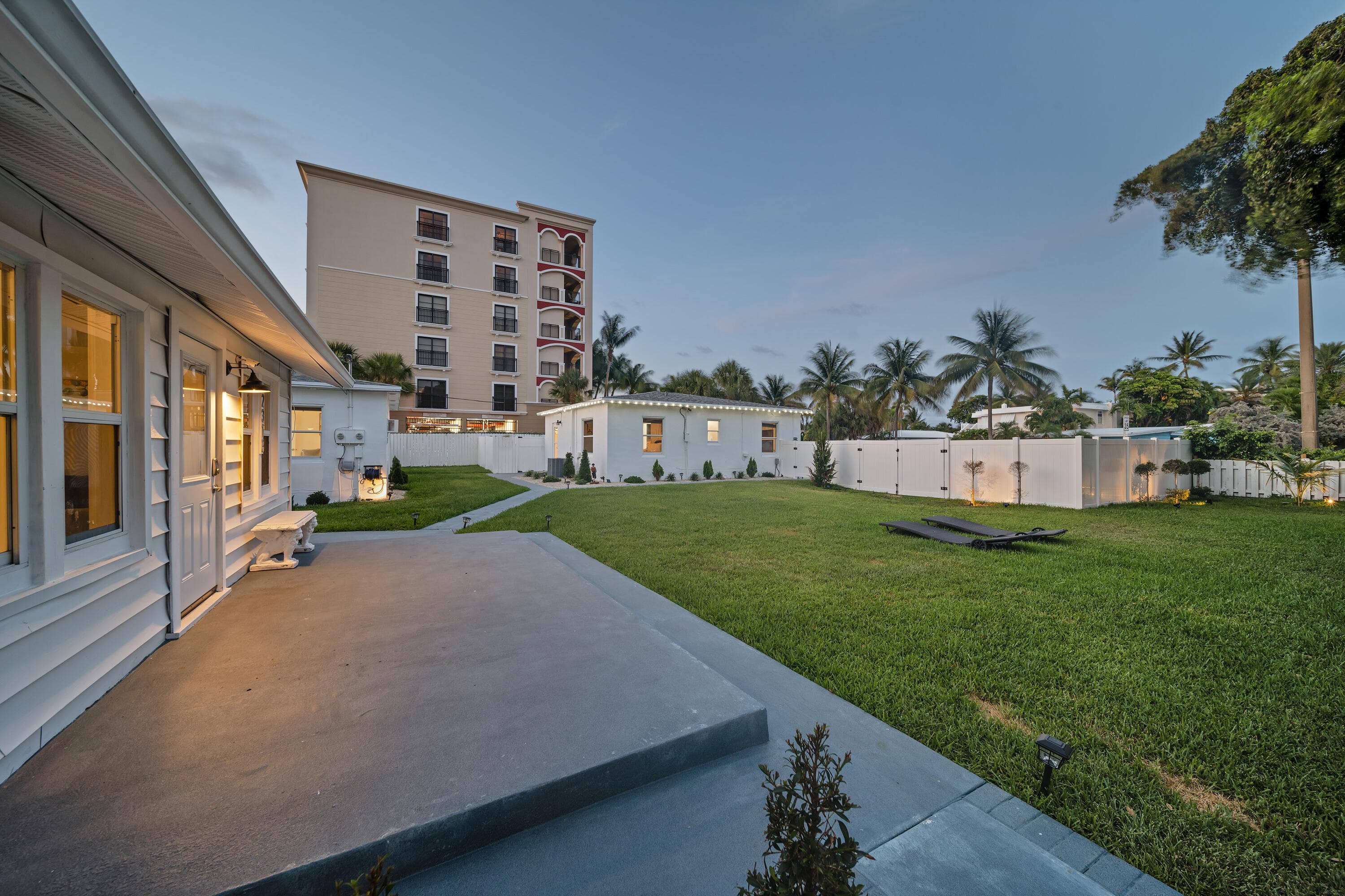 2317 N Ocean Boulevard E 2319, Fort Lauderdale, FL 33305 — photo 13 of 14