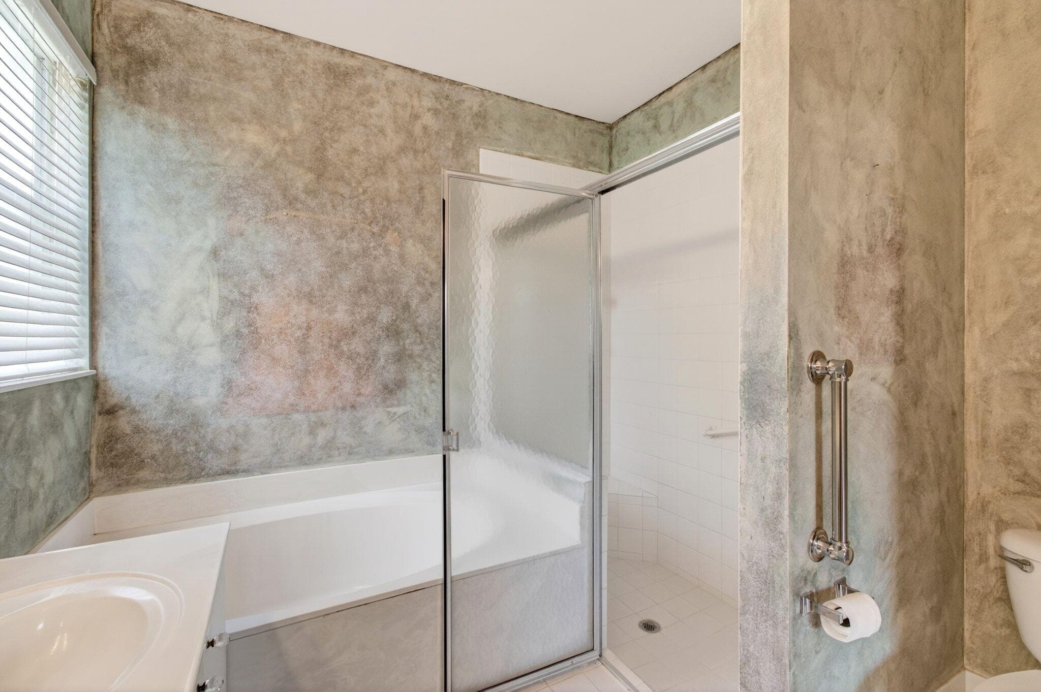 10641 Royal Caribbean Circle, Boynton Beach, FL 33437 — photo 22 of 46
