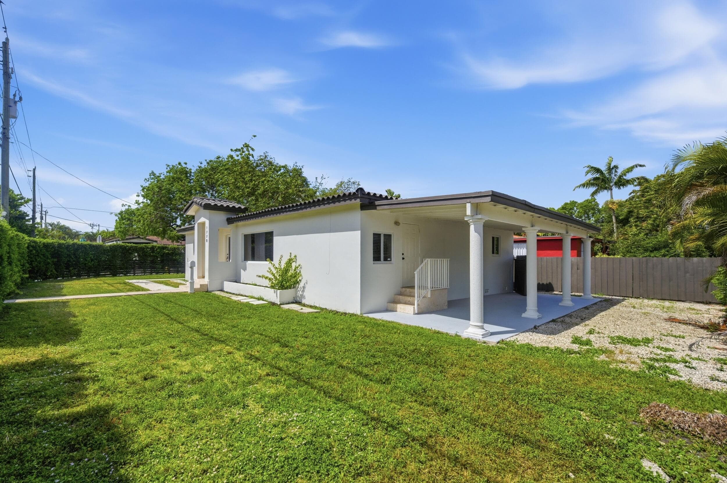 1770 SW 17th Avenue, Miami, FL 33145 — photo 5 of 46