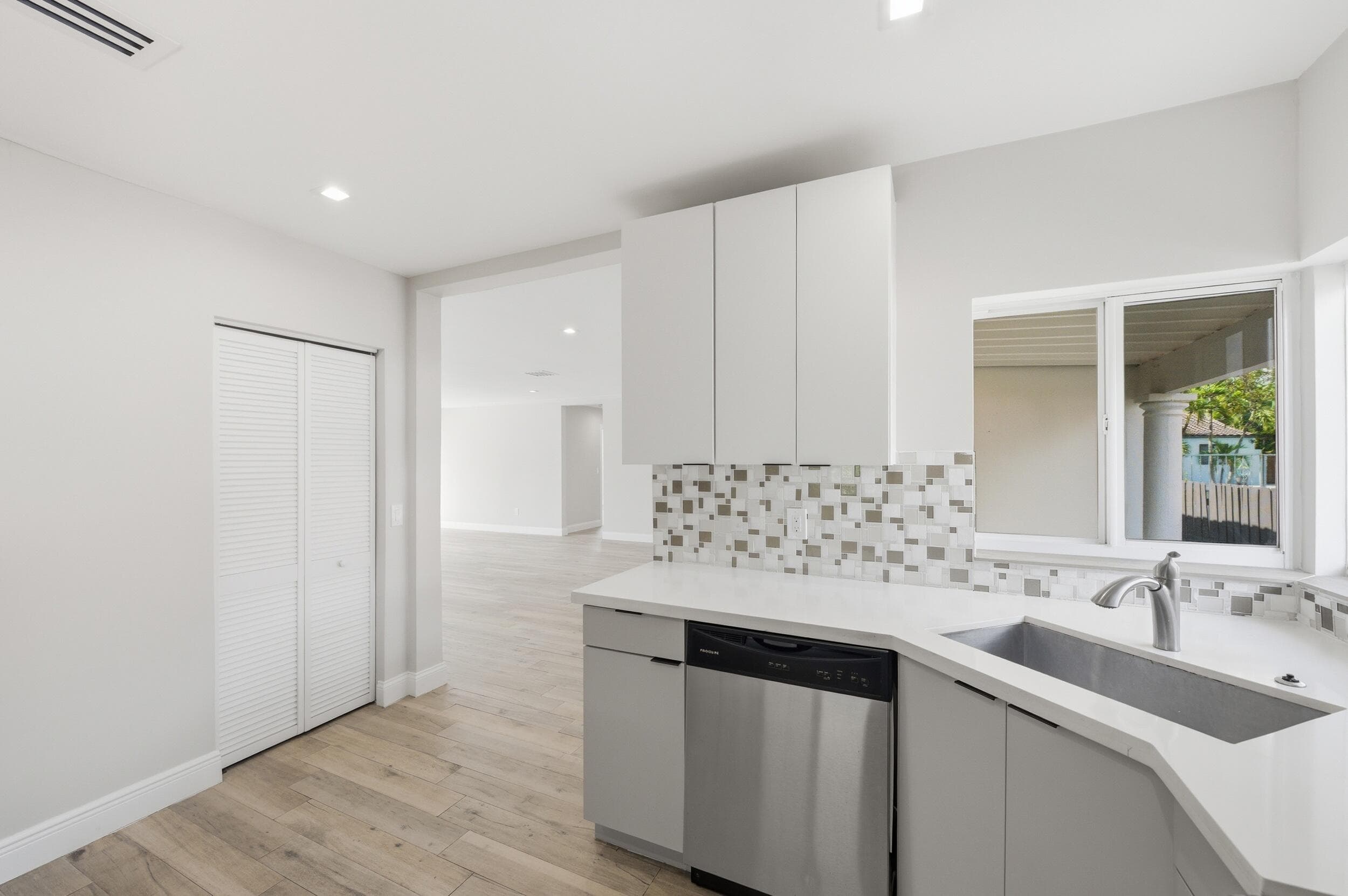 1770 SW 17th Avenue, Miami, FL 33145 — photo 17 of 46