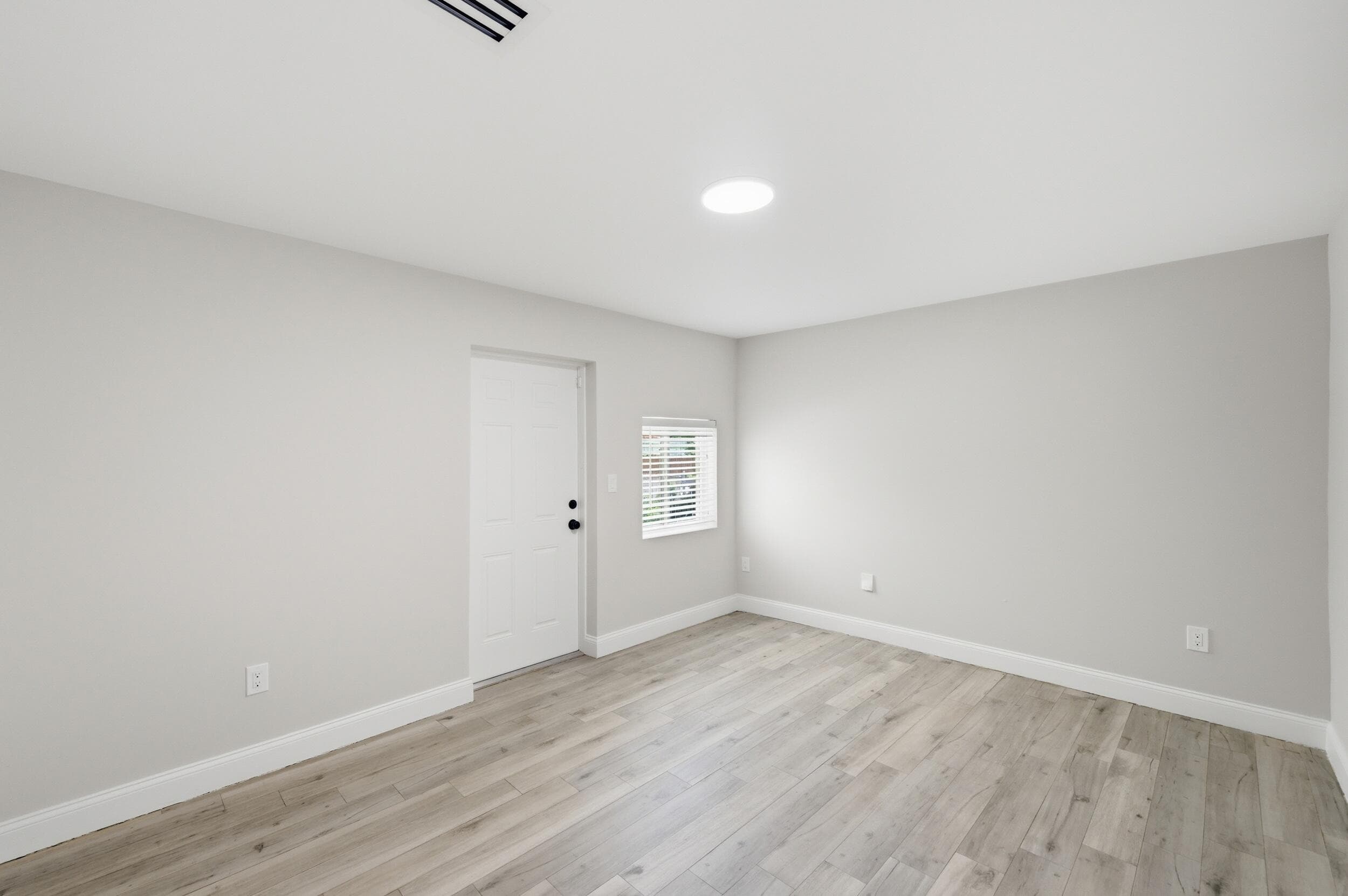 1770 SW 17th Avenue, Miami, FL 33145 — photo 24 of 46