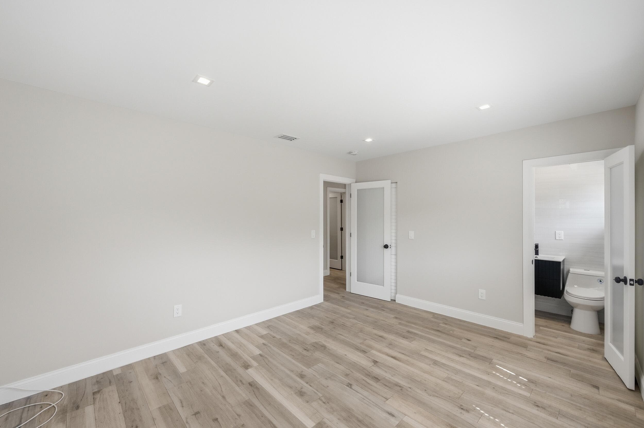 1770 SW 17th Avenue, Miami, FL 33145 — photo 28 of 46