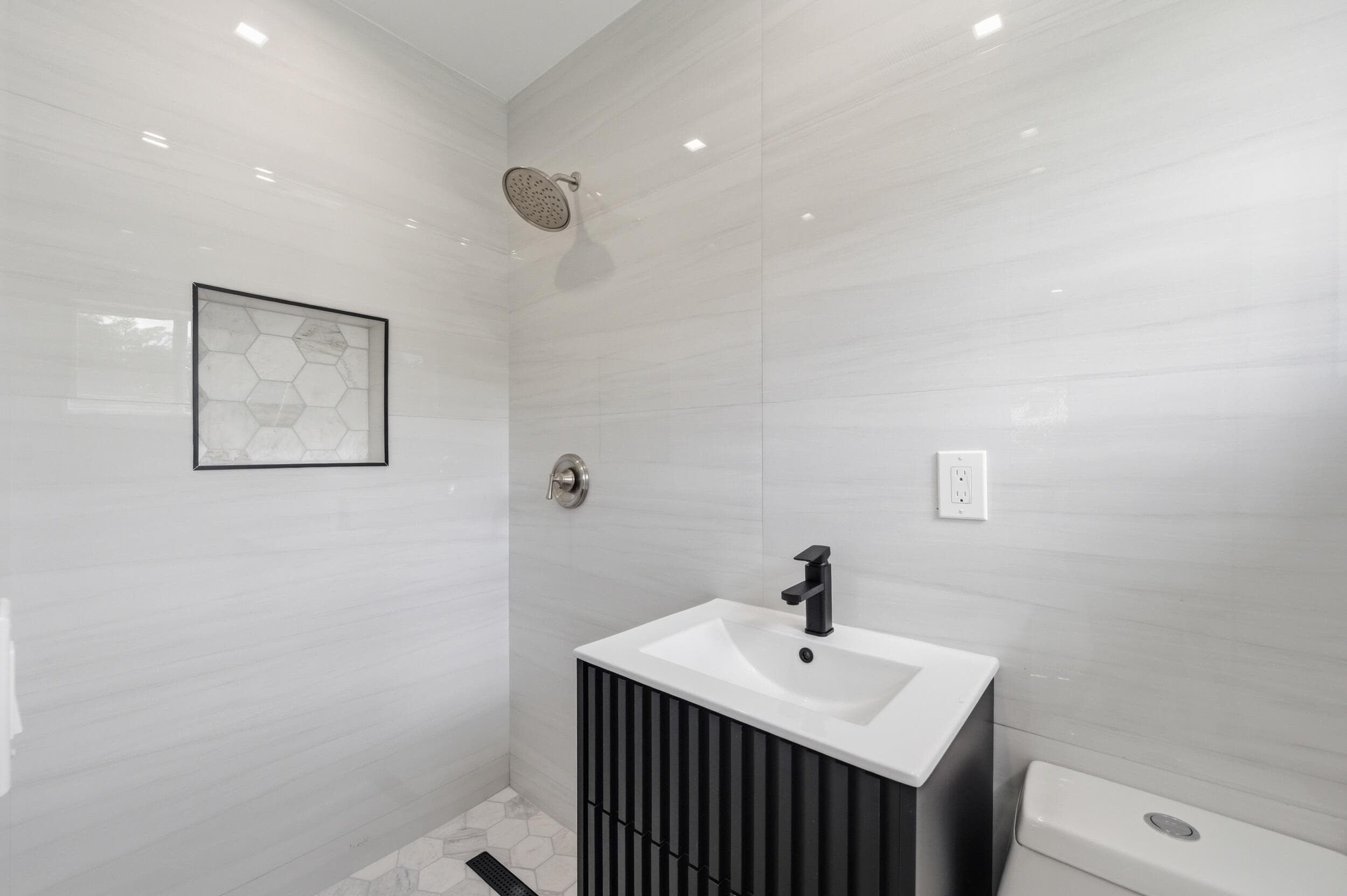 1770 SW 17th Avenue, Miami, FL 33145 — photo 29 of 46
