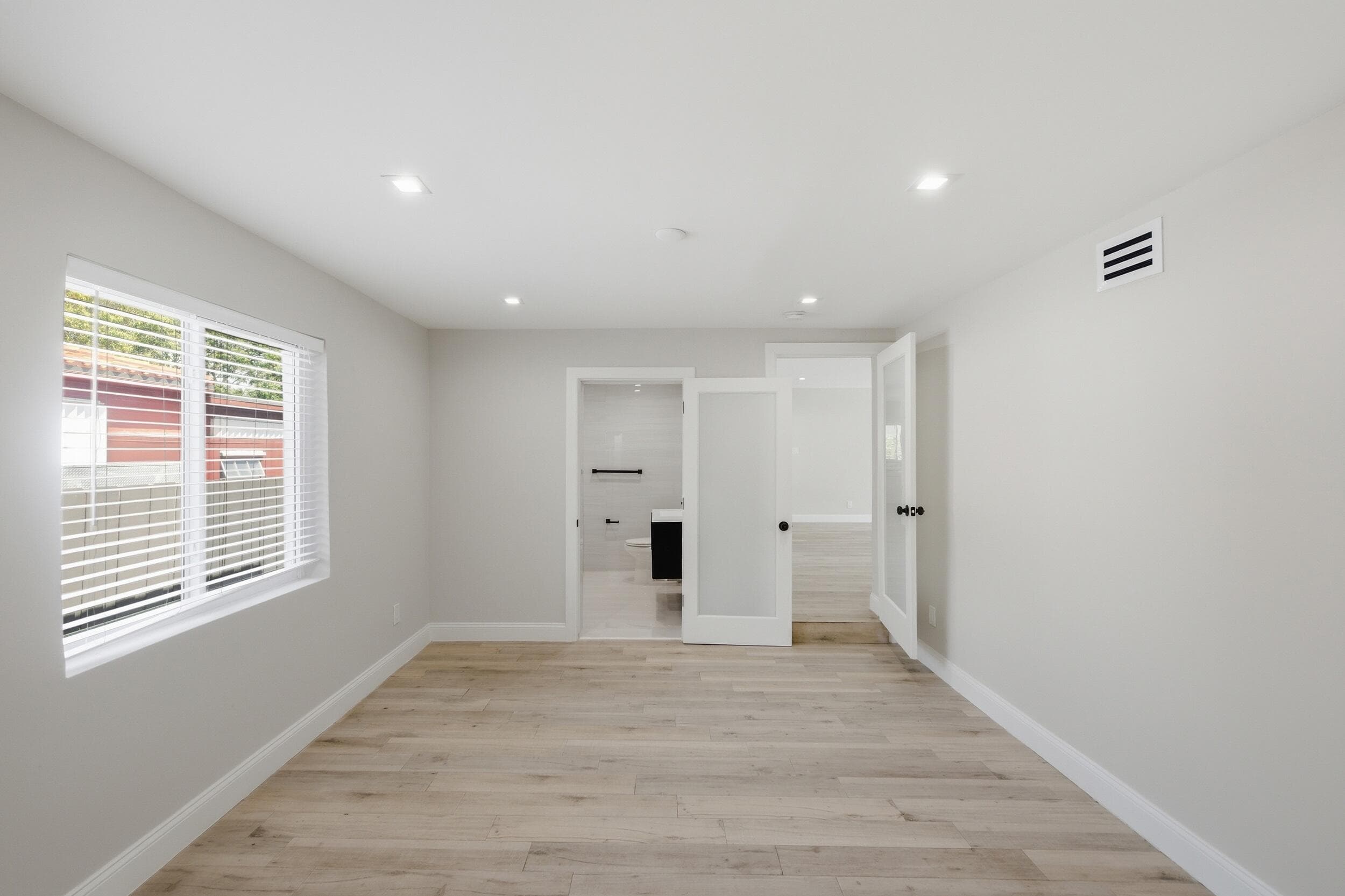 1770 SW 17th Avenue, Miami, FL 33145 — photo 35 of 46