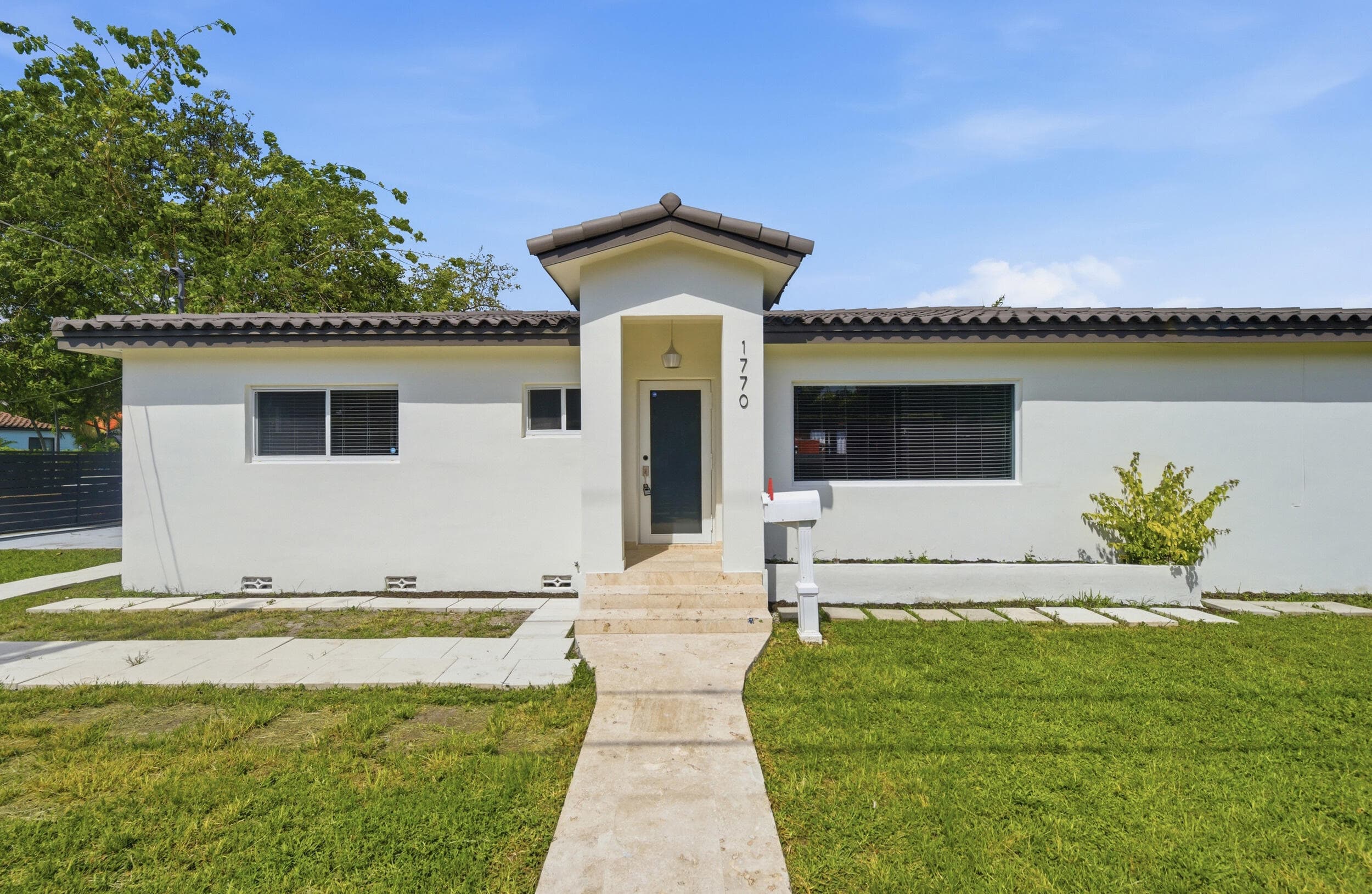 1770 SW 17th Avenue, Miami, FL 33145 — photo 2 of 46