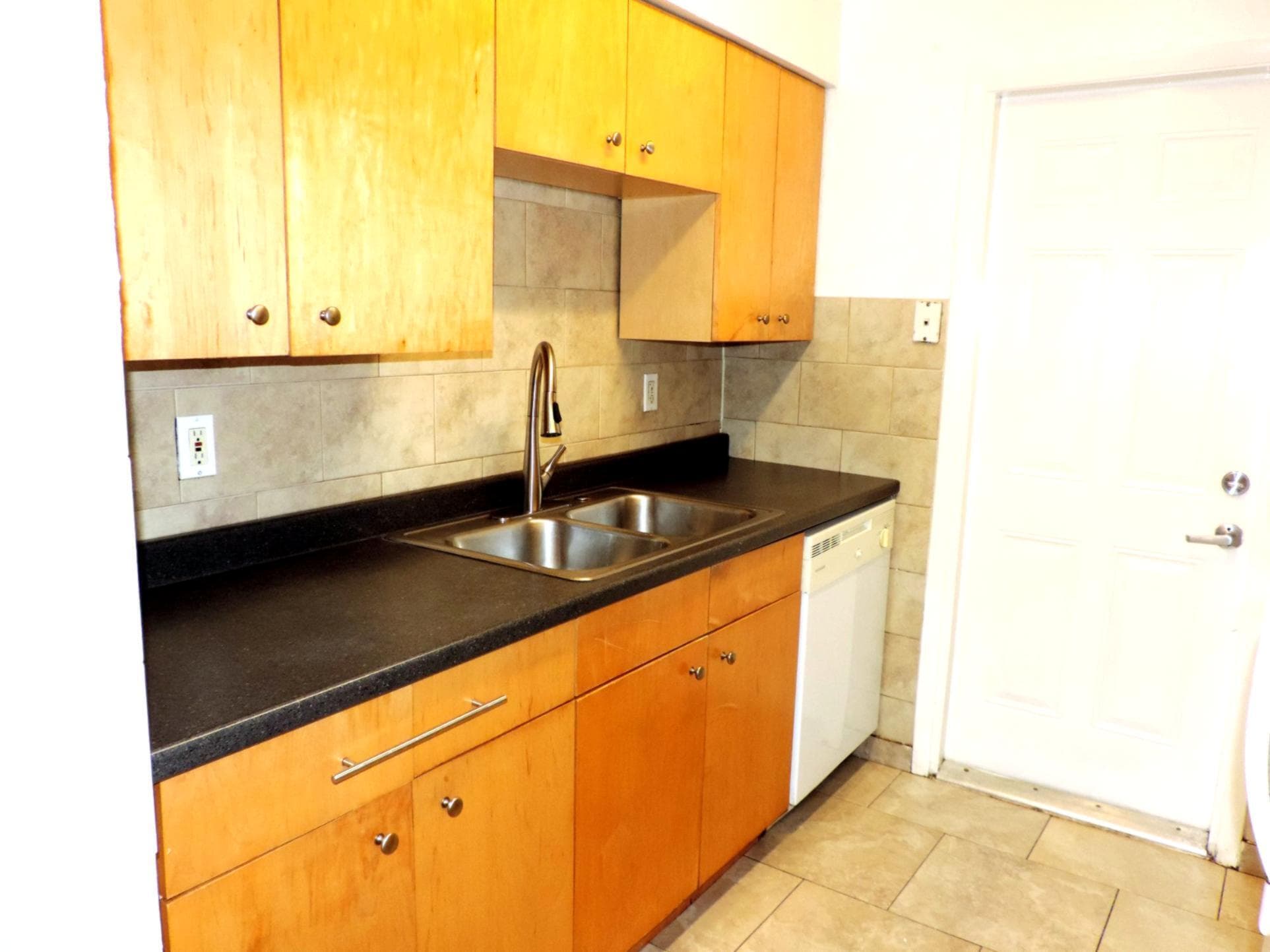 1621 SW 6th Avenue 2, Pompano Beach, FL 33060 — photo 16 of 22