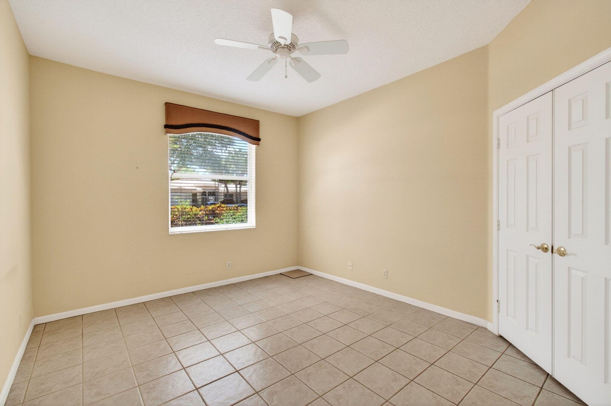10641 Royal Caribbean Circle, Boynton Beach, FL 33437 — photo 24 of 46