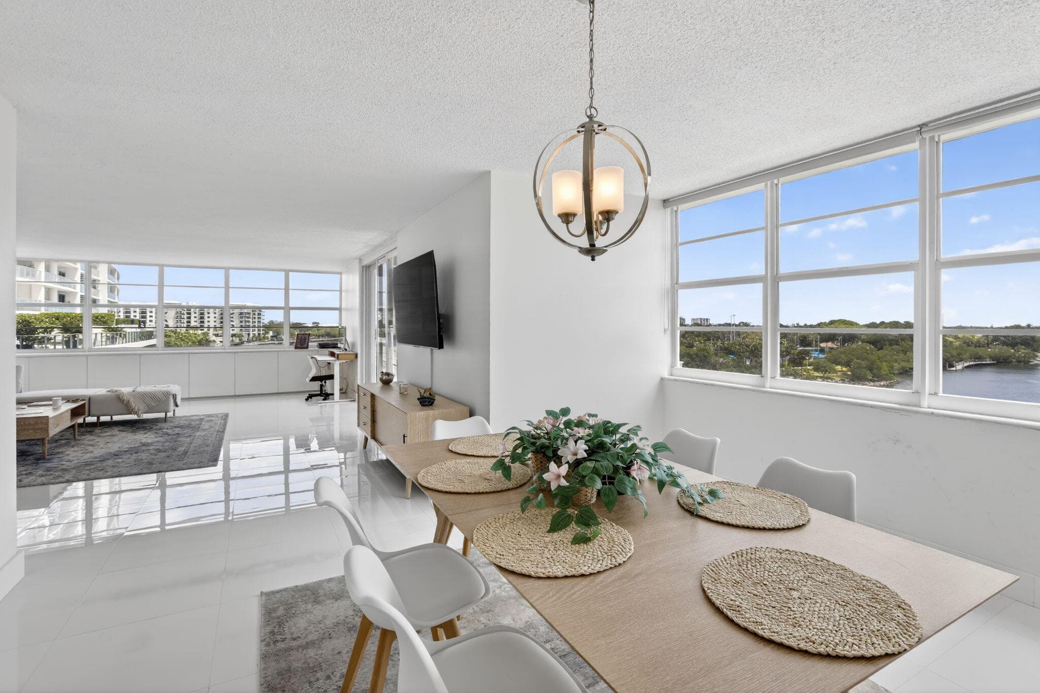 1170 N Federal Highway 501, Fort Lauderdale, FL 33304 — photo 13 of 82