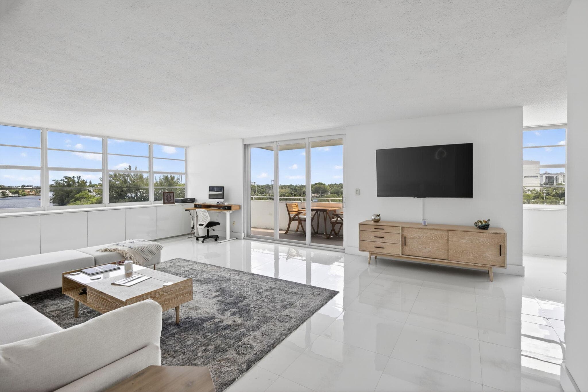 1170 N Federal Highway 501, Fort Lauderdale, FL 33304 — photo 15 of 82