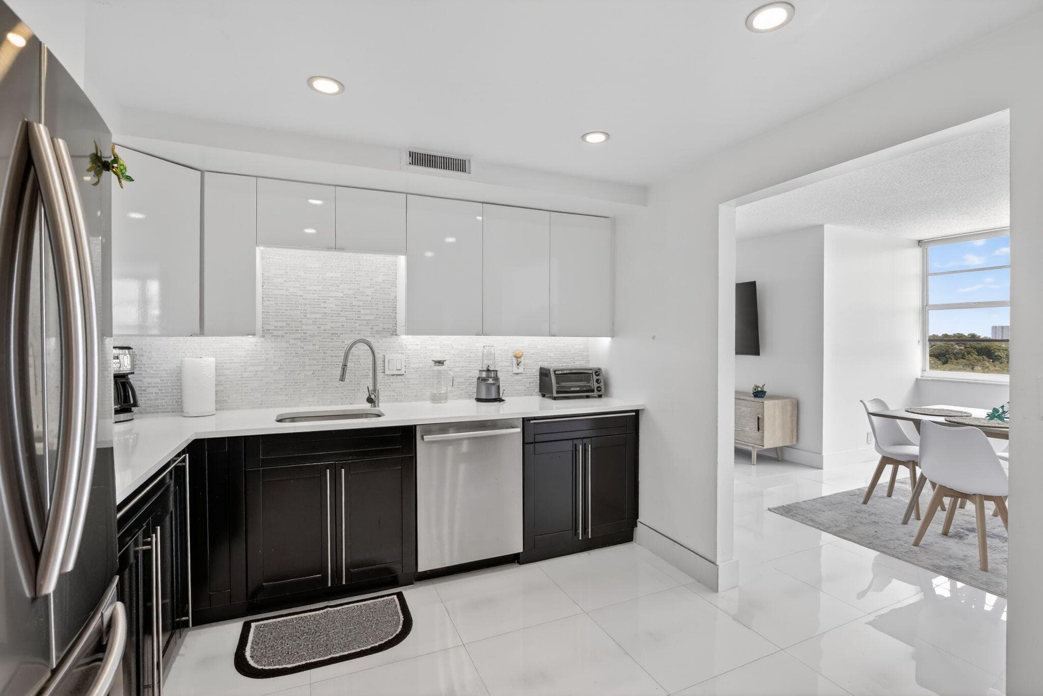 1170 N Federal Highway 501, Fort Lauderdale, FL 33304 — photo 19 of 82