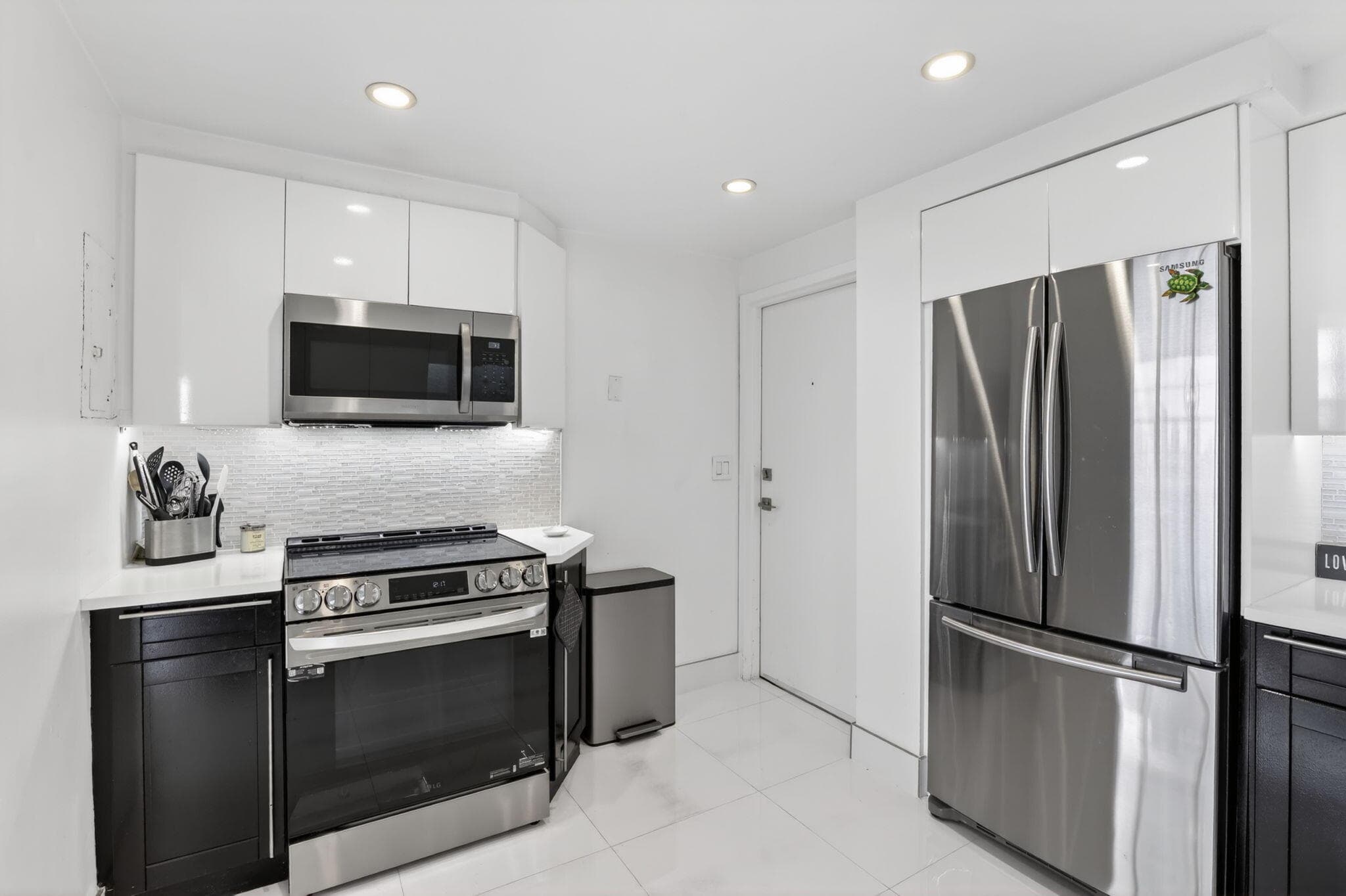 1170 N Federal Highway 501, Fort Lauderdale, FL 33304 — photo 21 of 82