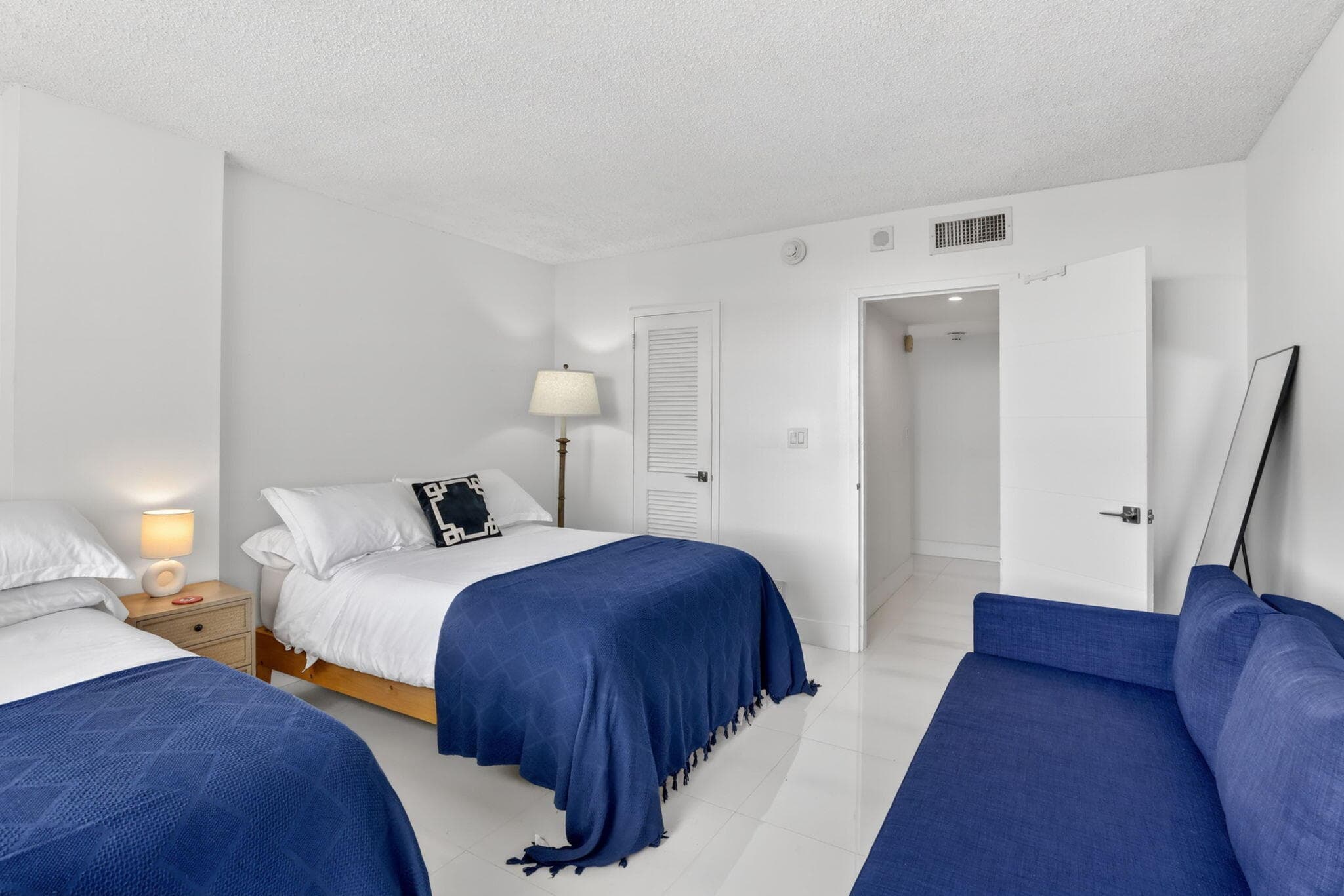 1170 N Federal Highway 501, Fort Lauderdale, FL 33304 — photo 26 of 82