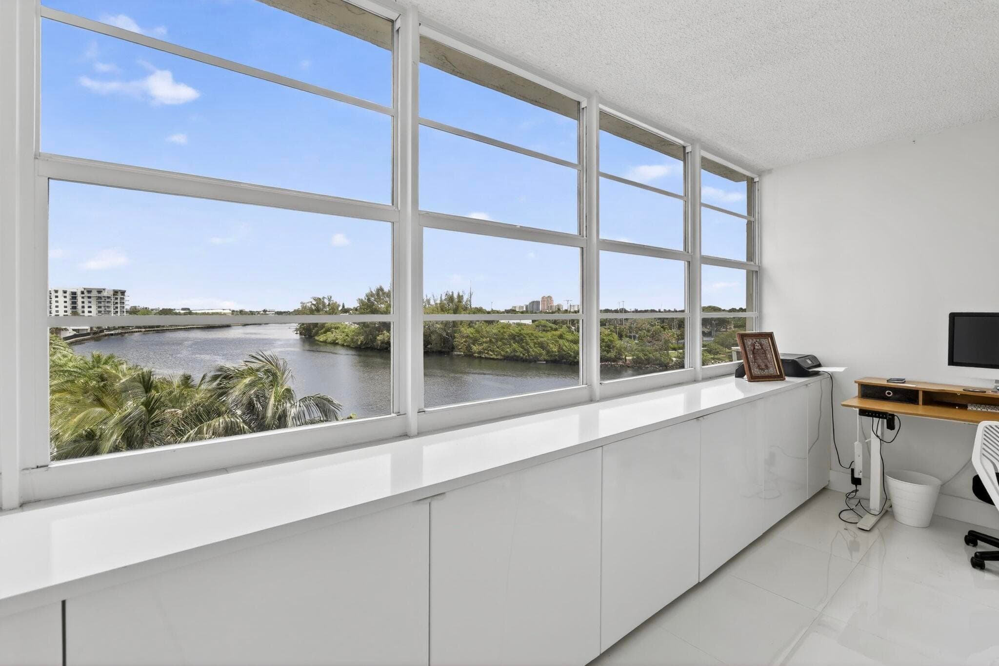 1170 N Federal Highway 501, Fort Lauderdale, FL 33304 — photo 16 of 82