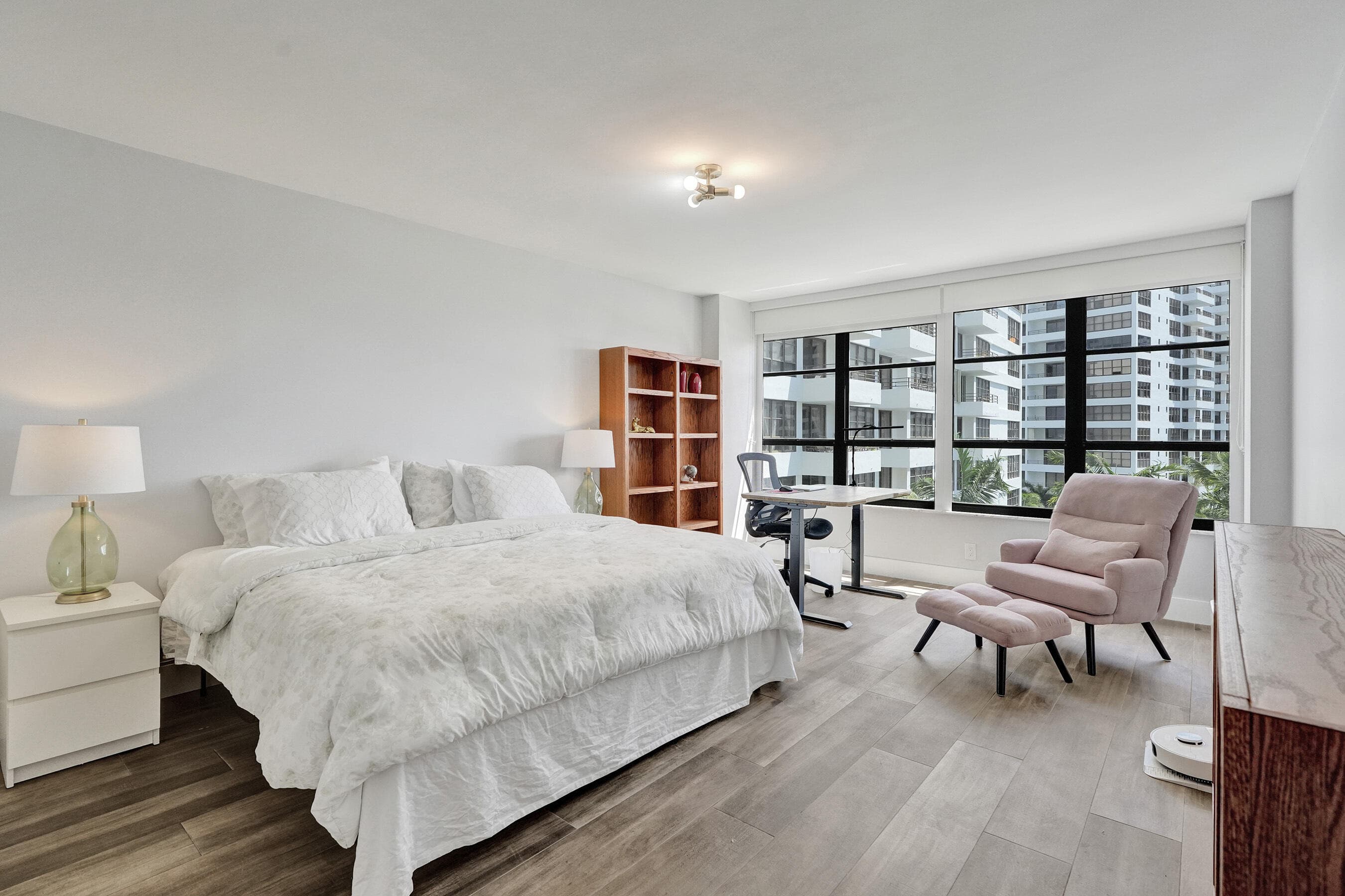 600 Three Islands Boulevard 615, Hallandale Beach, FL 33009 — photo 18 of 39