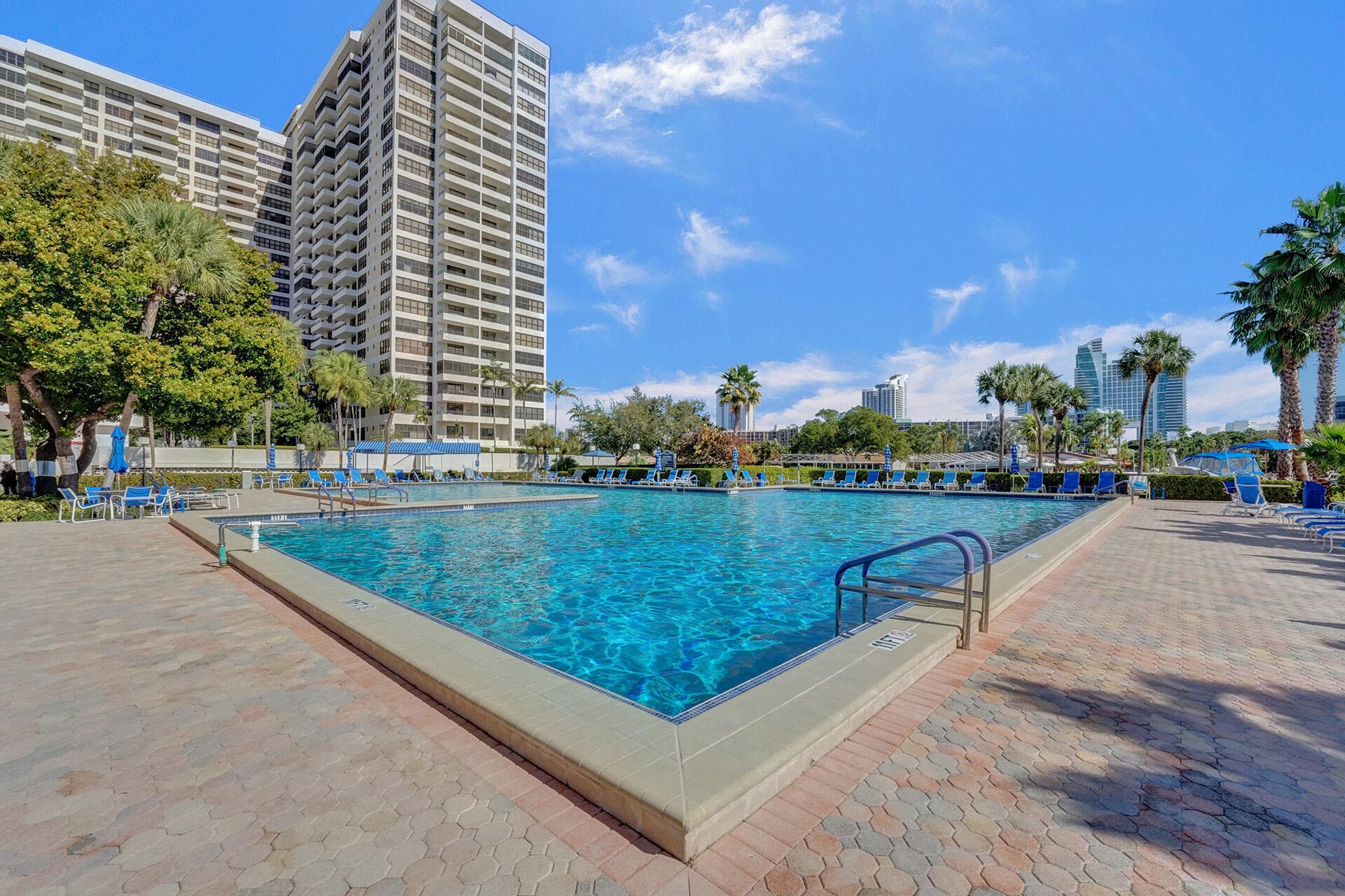 600 Three Islands Boulevard 615, Hallandale Beach, FL 33009 — photo 37 of 39