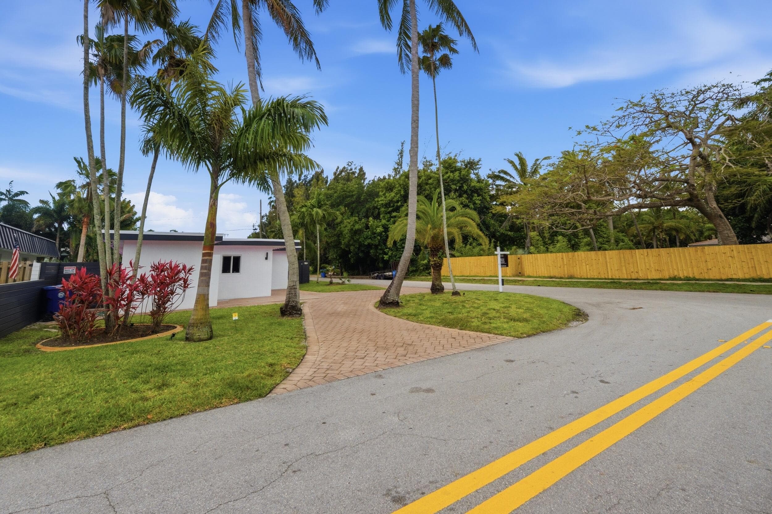 100 NE 22nd Street, Wilton Manors, FL 33305 — photo 54 of 64