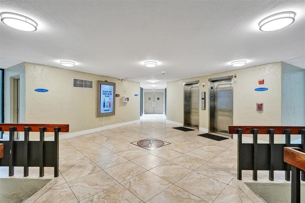 4222 Inverrary Boulevard 4116, Lauderhill, FL 33319 — photo 2 of 9