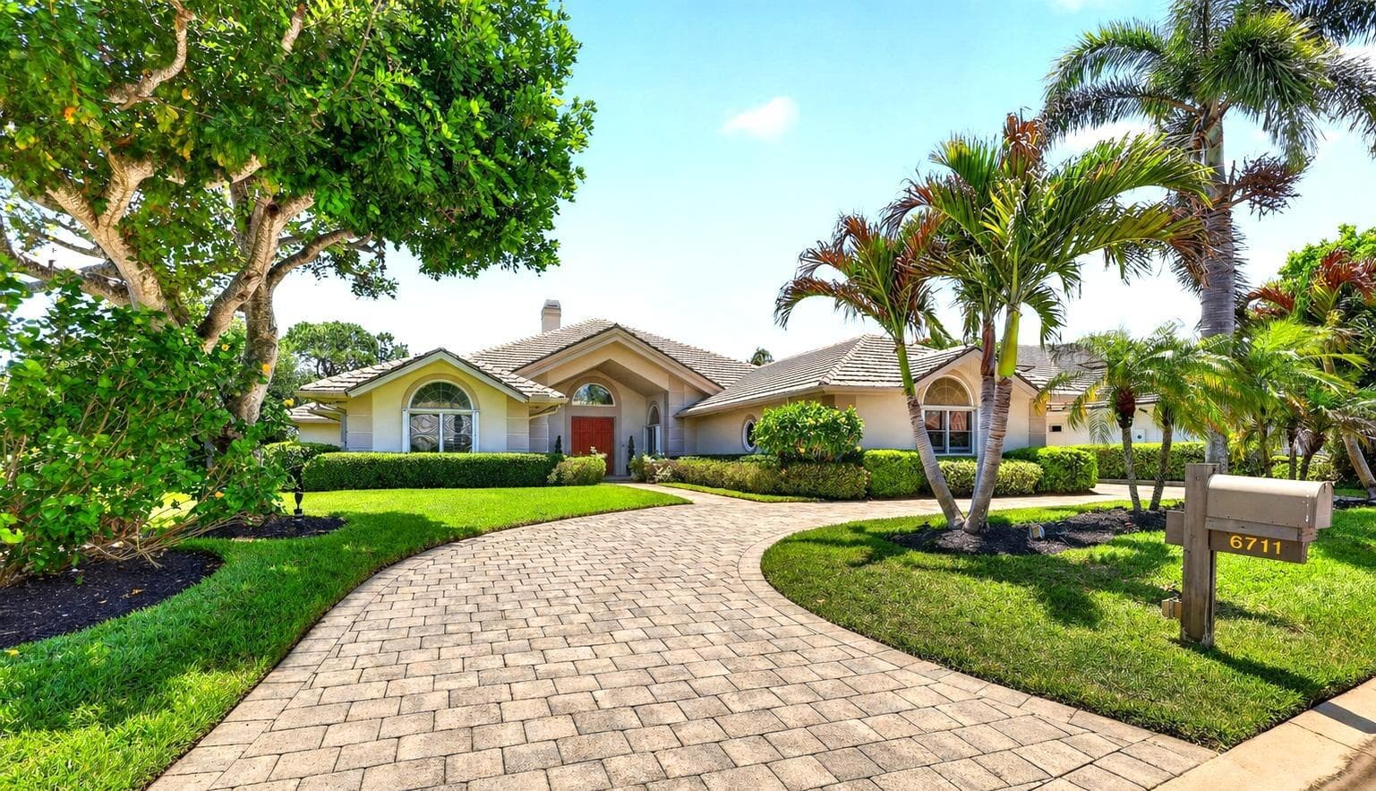 6711 SE Barrington Drive, Stuart, FL 34997 — photo 1 of 73