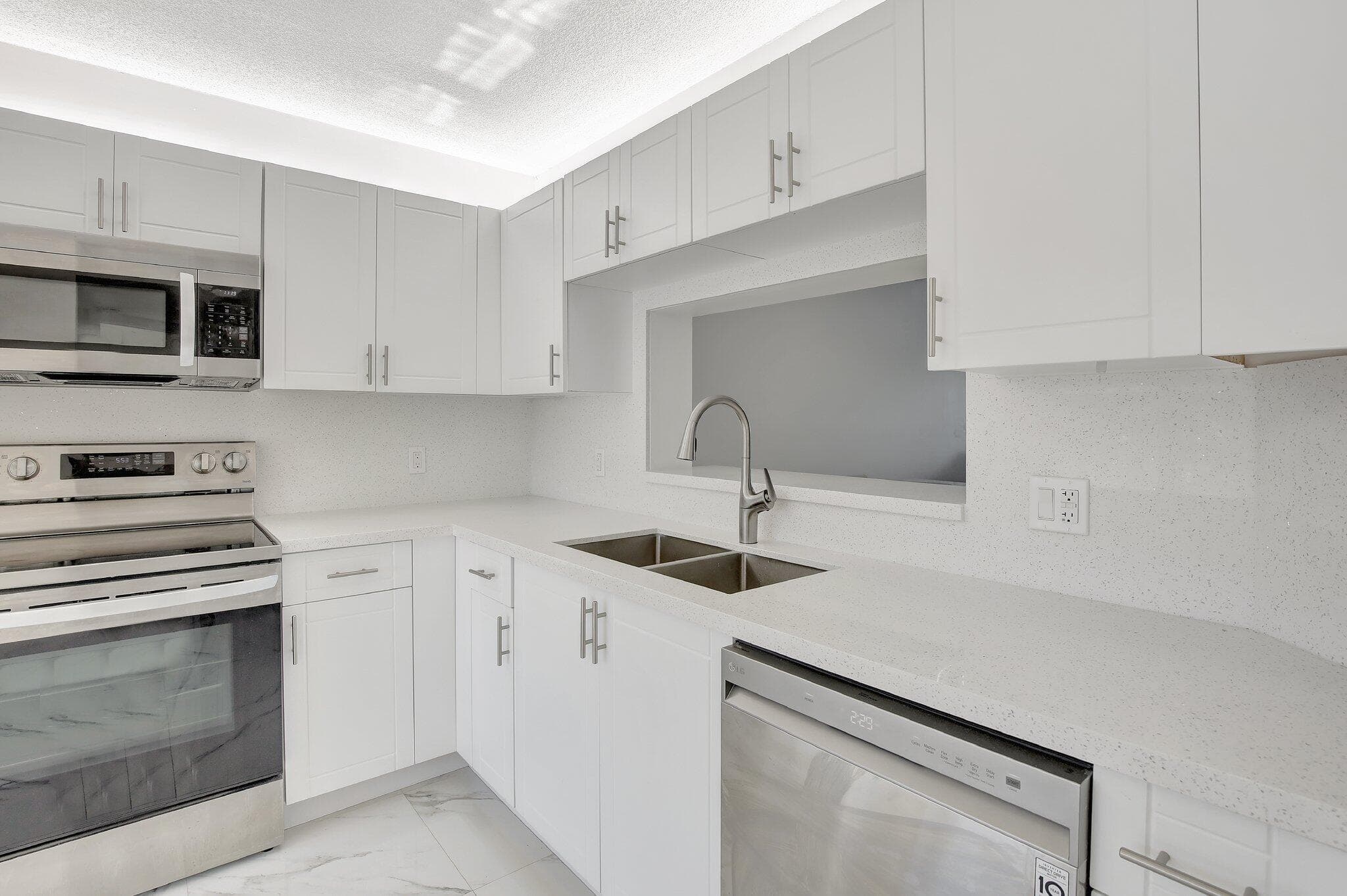 13355 SW 16th Court 309 E, Pembroke Pines, FL 33027 — photo 12 of 45