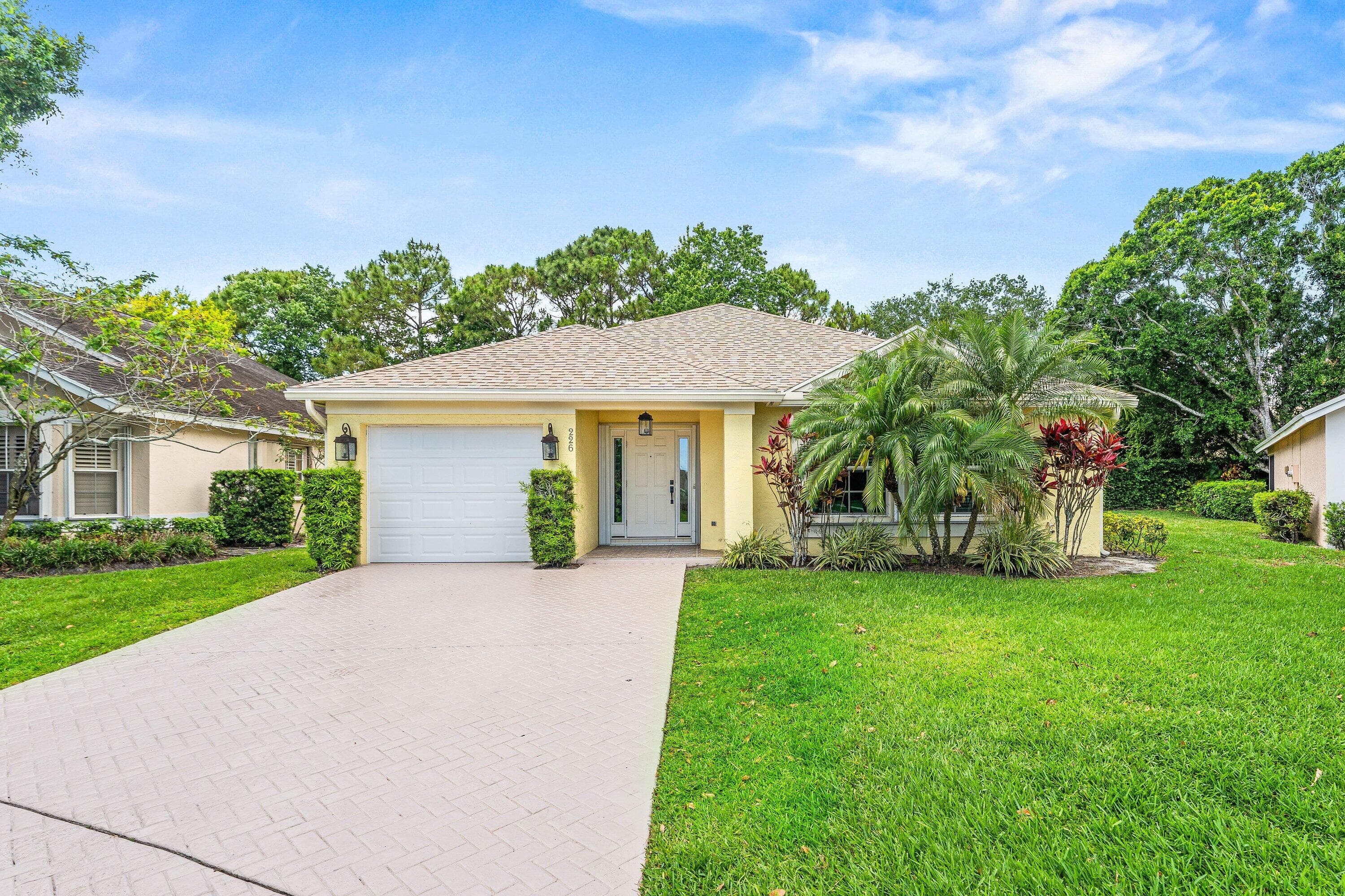 226 Moccasin Trail W, Jupiter, FL 33458 — photo 1 of 37