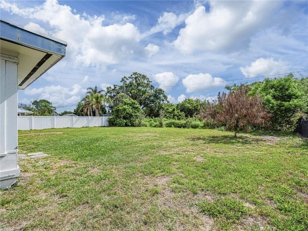 136 16th Avenue, Vero Beach, FL 32962 — photo 25 of 26