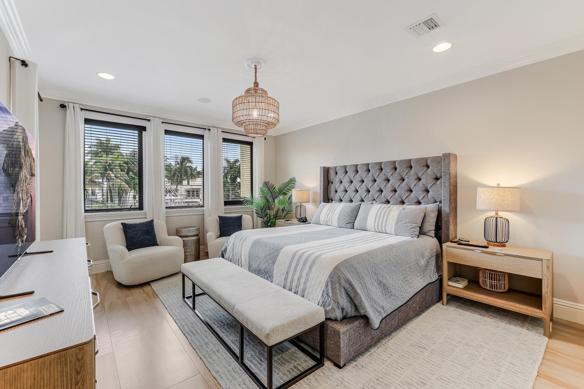 170 Isle Of Venice Drive, Fort Lauderdale, FL 33301 — photo 32 of 103