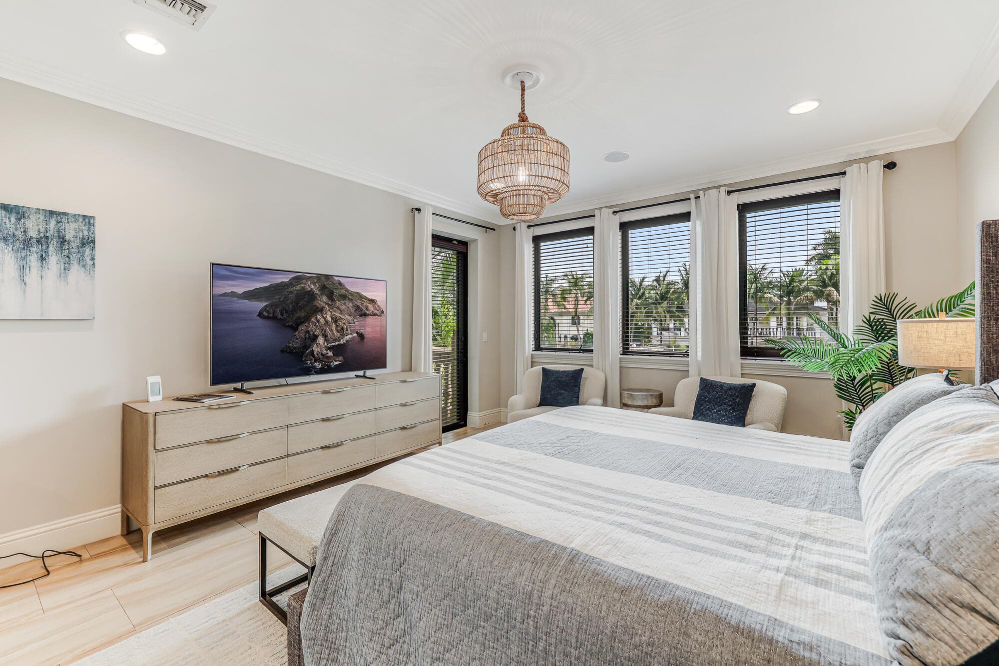 170 Isle Of Venice Drive, Fort Lauderdale, FL 33301 — photo 33 of 103