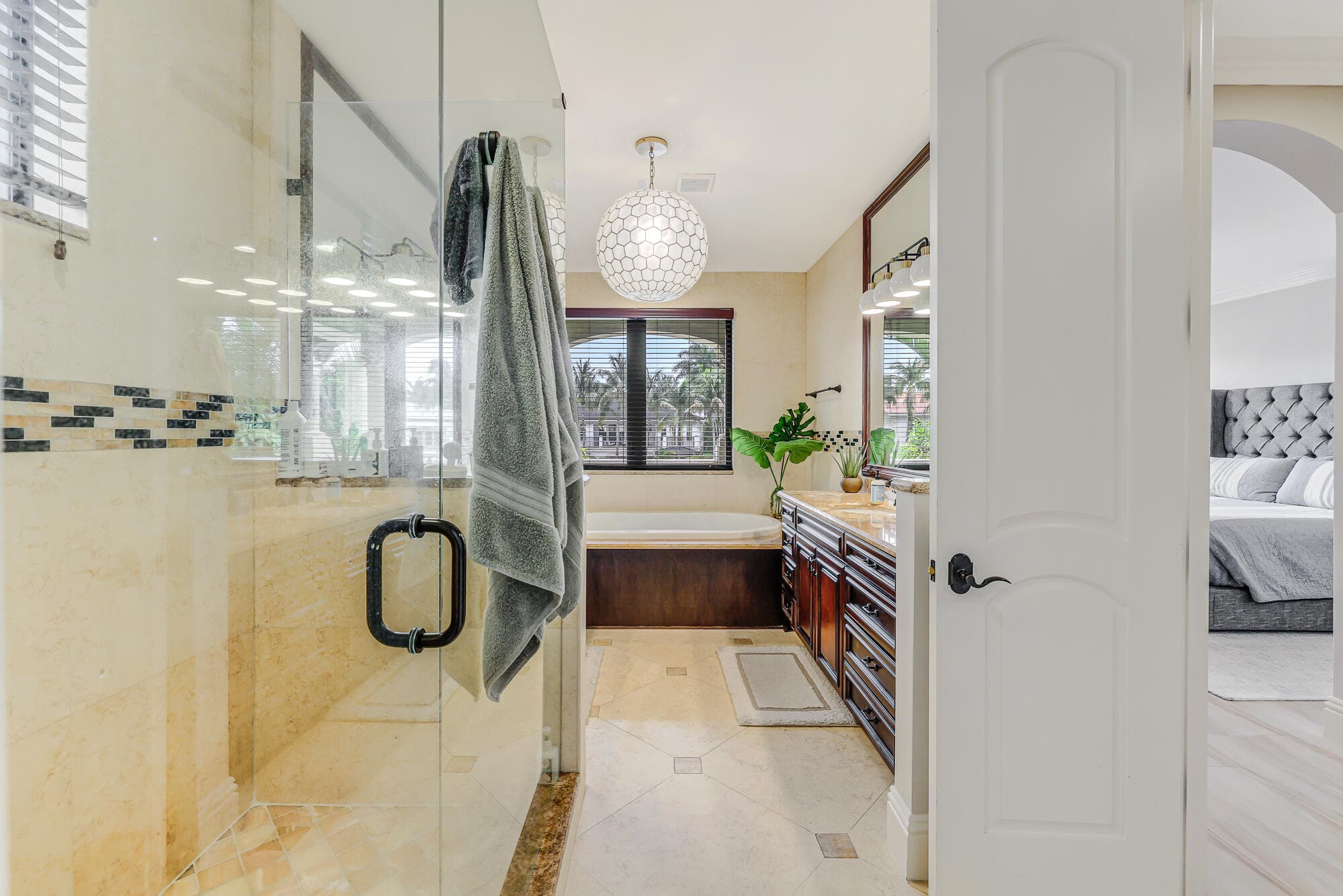 170 Isle Of Venice Drive, Fort Lauderdale, FL 33301 — photo 37 of 103