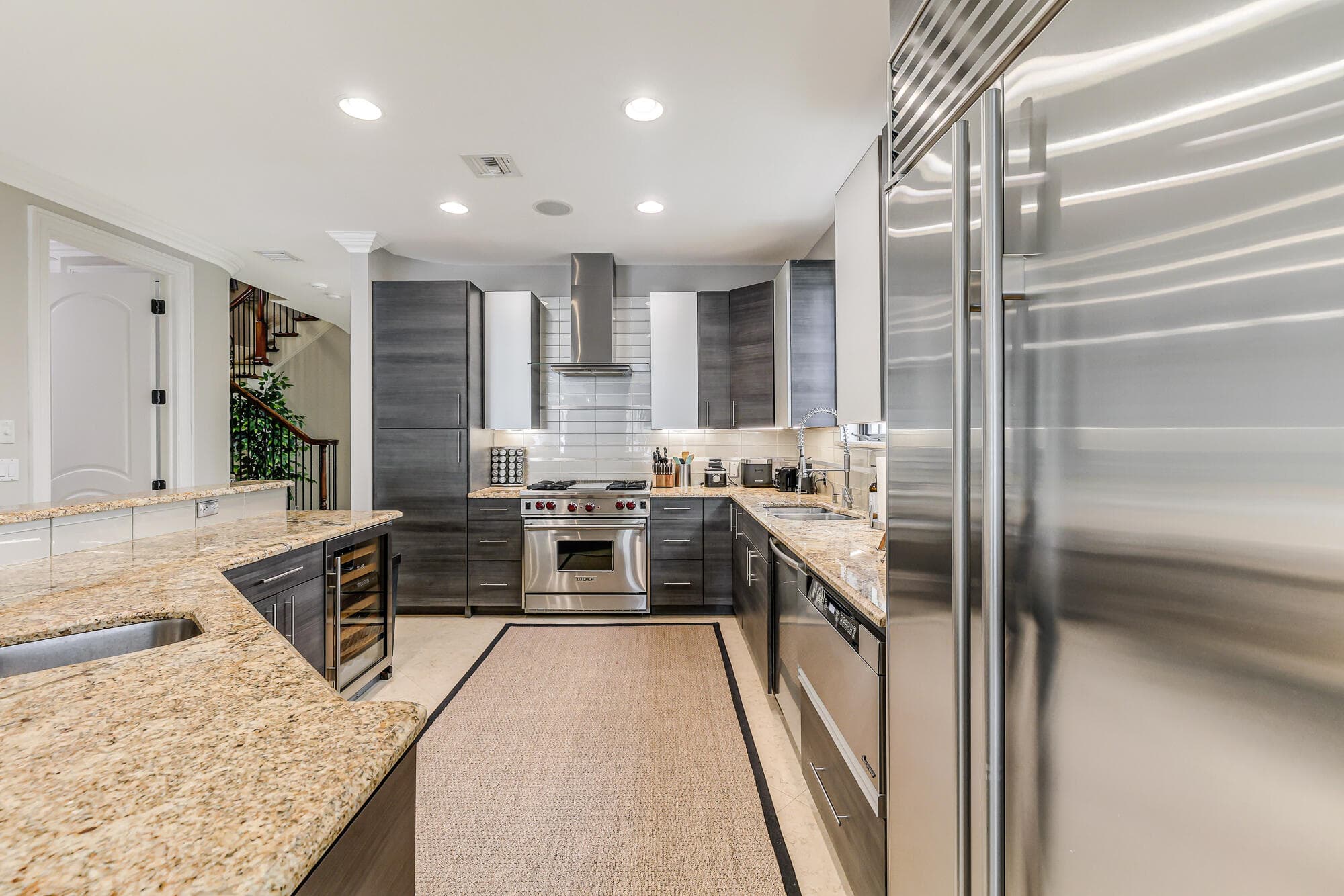 170 Isle Of Venice Drive, Fort Lauderdale, FL 33301 — photo 21 of 103