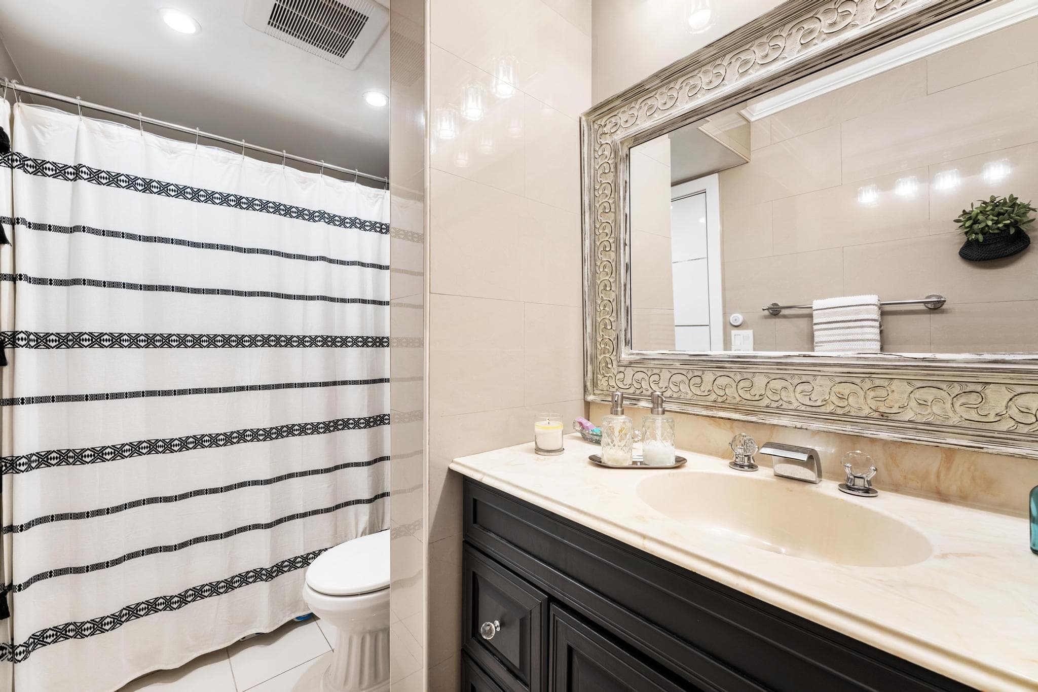 113 Capri C, Delray Beach, FL 33484 — photo 8 of 41