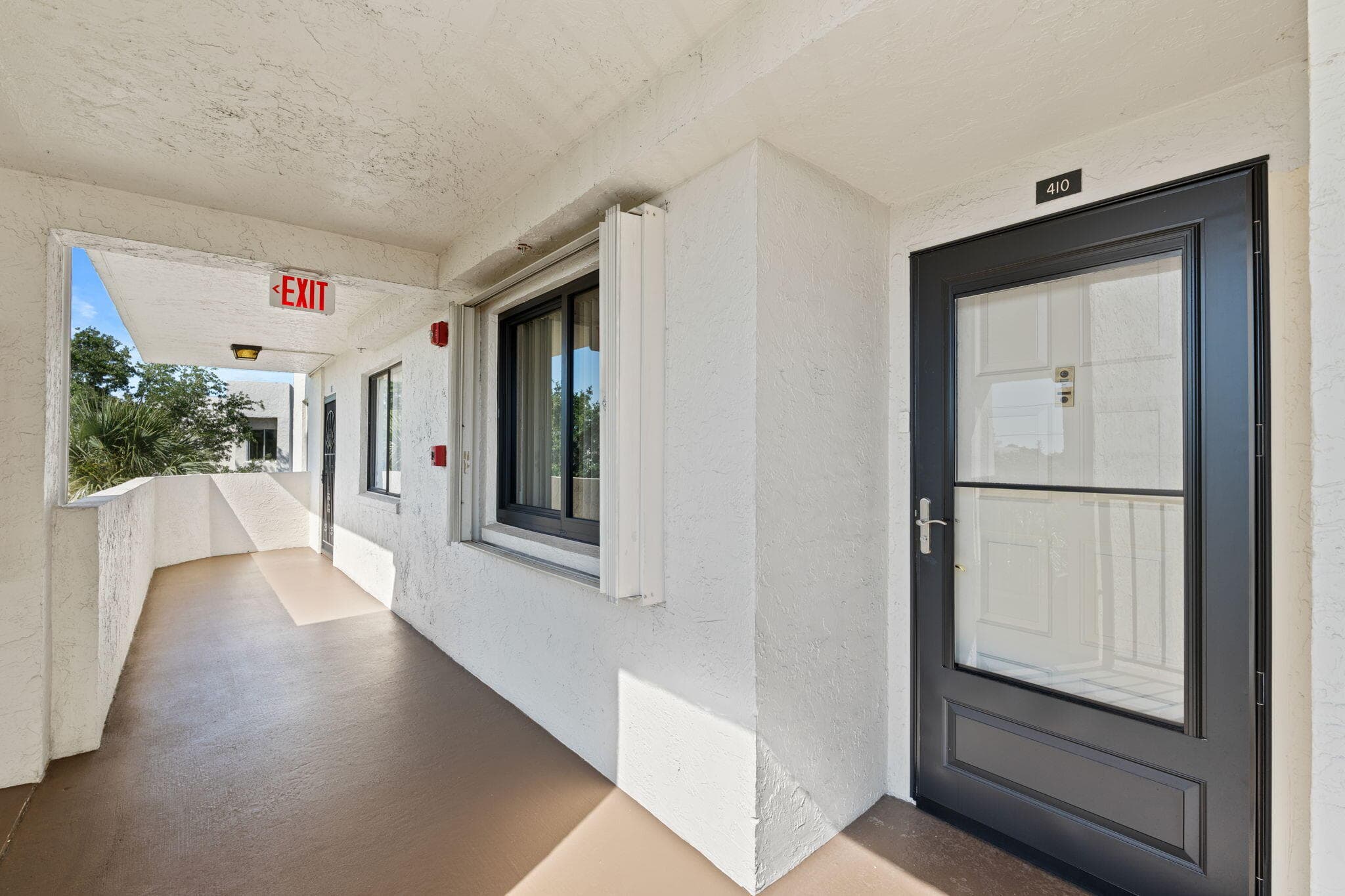 3138 Via Poinciana 410, Lake Worth, FL 33467 — photo 1 of 32