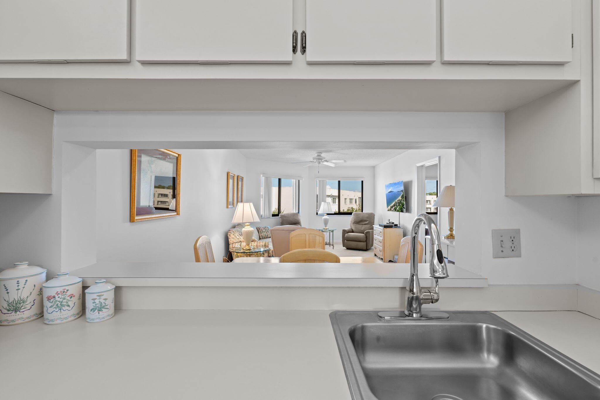 3138 Via Poinciana 410, Lake Worth, FL 33467 — photo 7 of 32