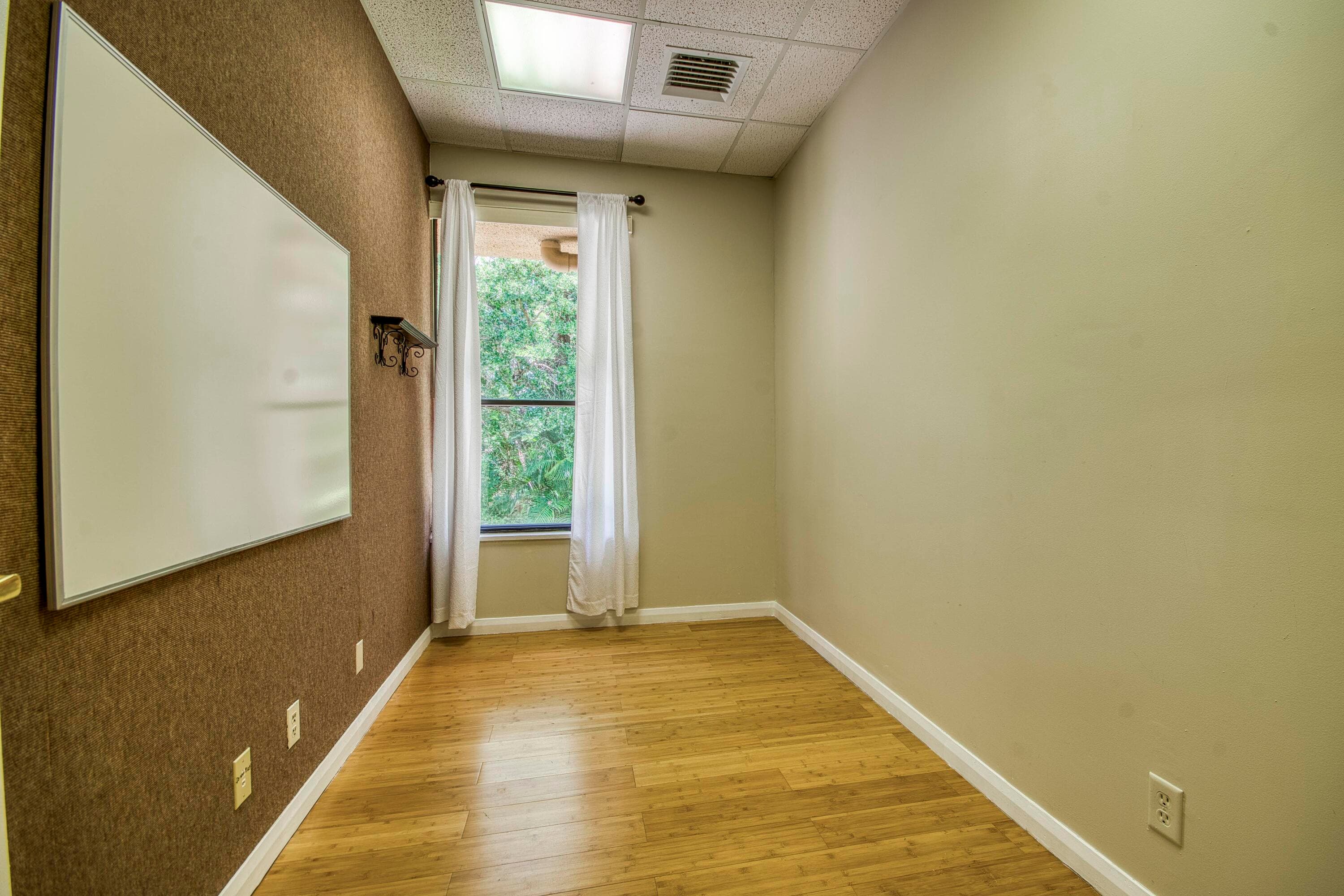 11211 Prosperity Farms Road B203 & 204, Palm Beach Gardens, FL — photo 14 of 25