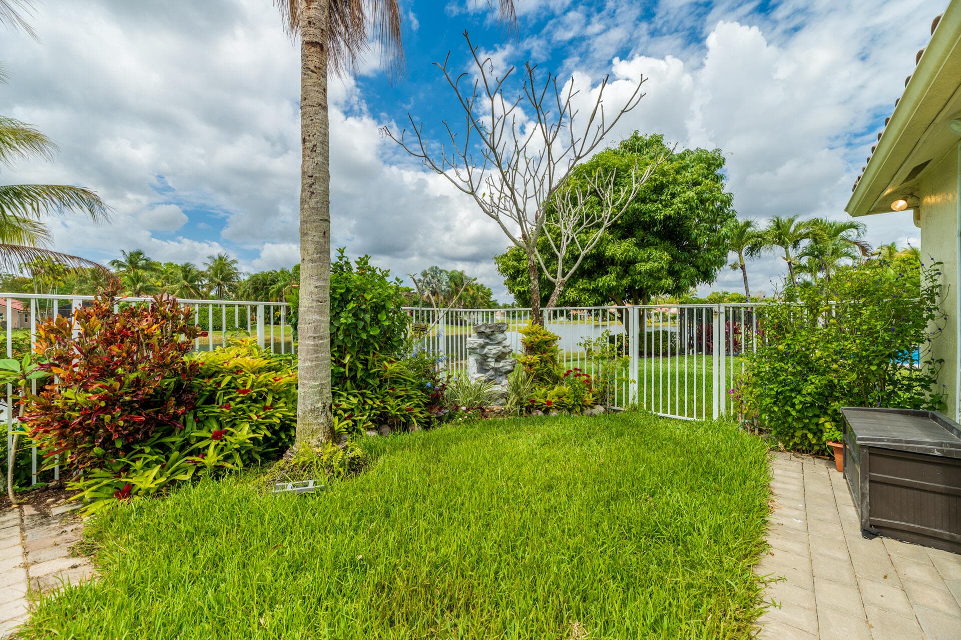 712 Verona Court, Weston, FL 33326 — photo 37 of 50
