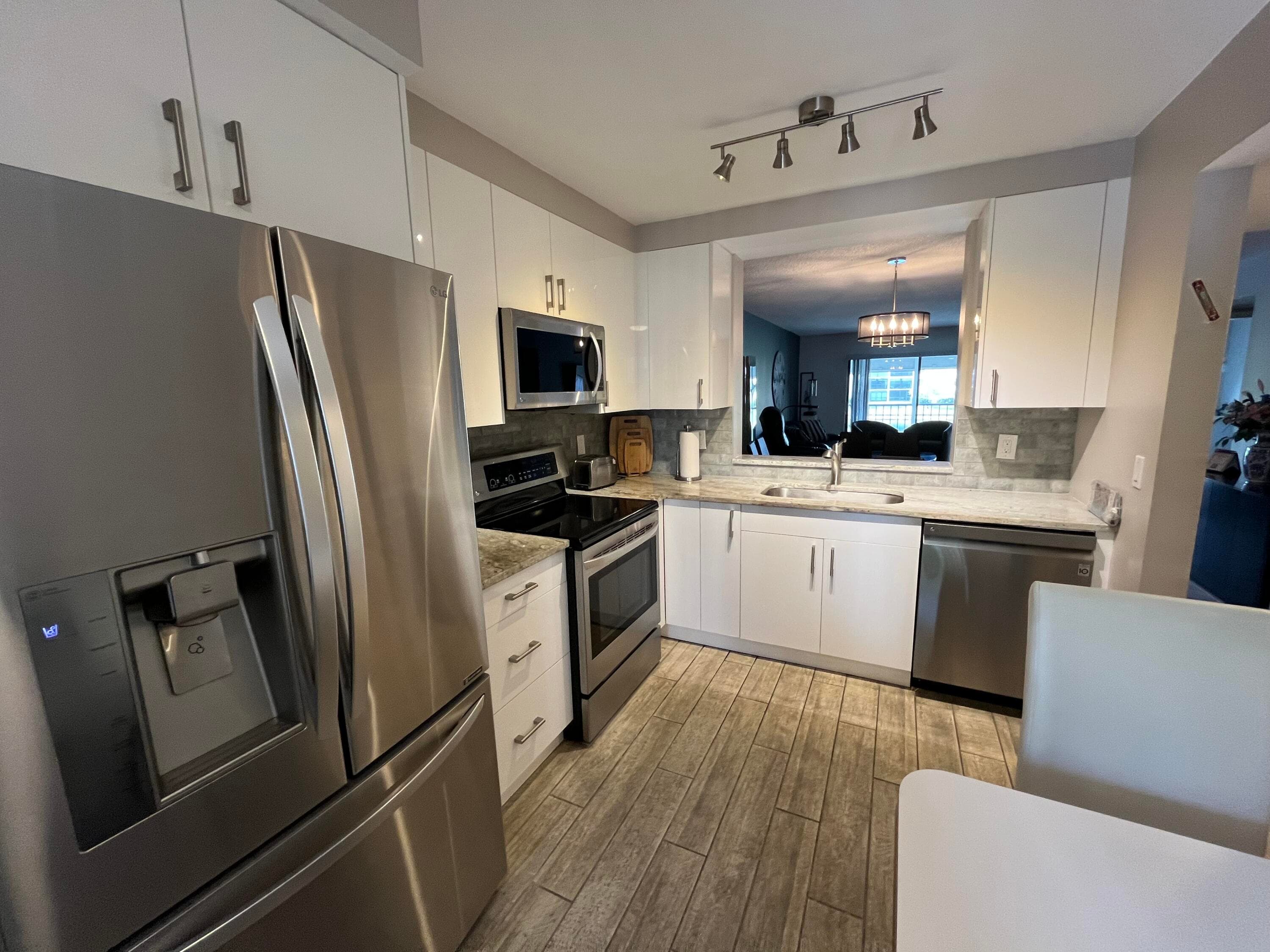 7340 Amberly Lane 205, Delray Beach, FL 33446 — photo 13 of 41