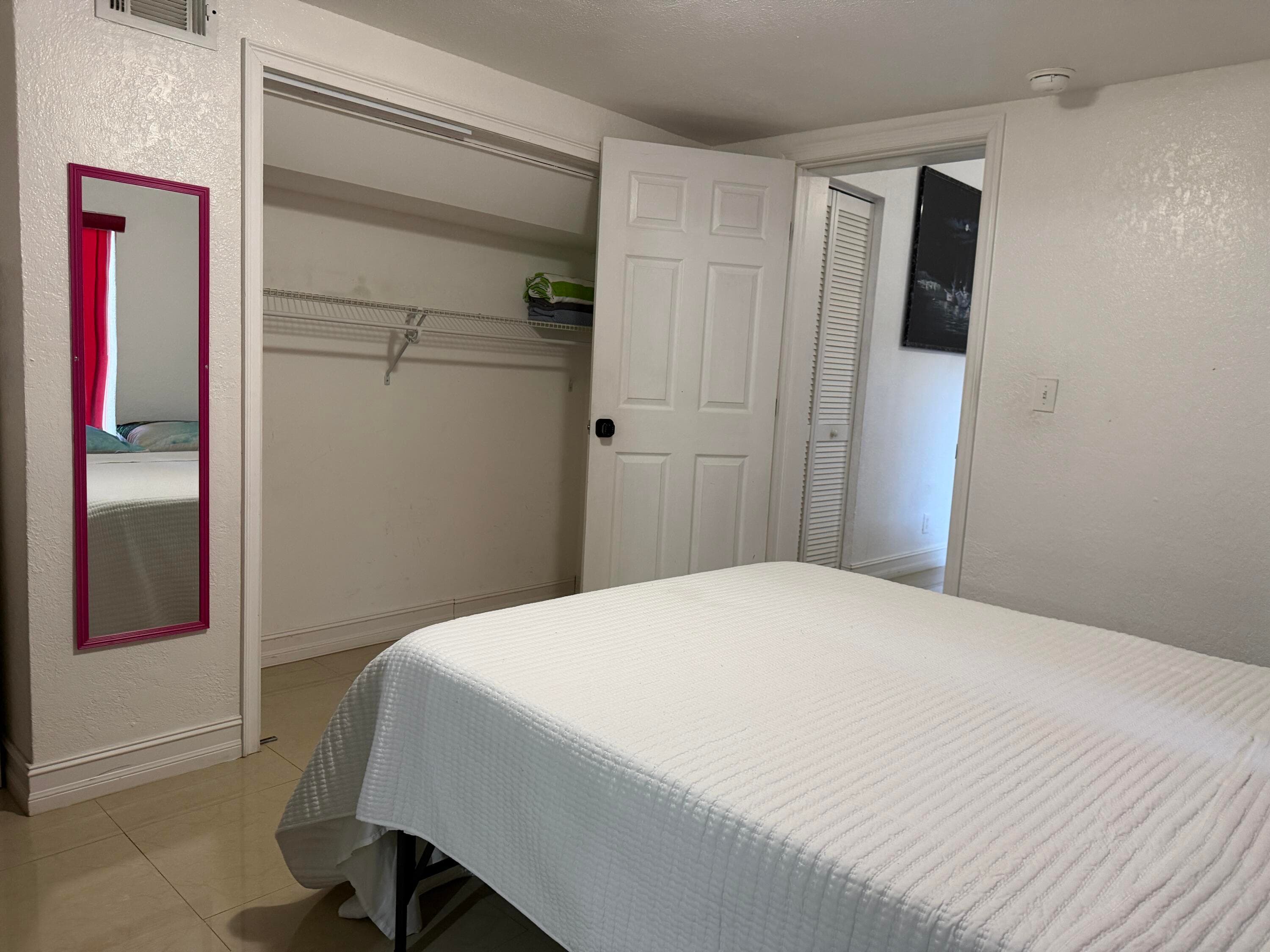 1117 SW 22nd Avenue, Fort Lauderdale, FL 33312 — photo 12 of 28