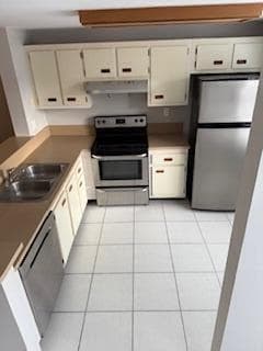 1845 NE 15th Avenue, Fort Lauderdale, FL 33305 — photo 14 of 44