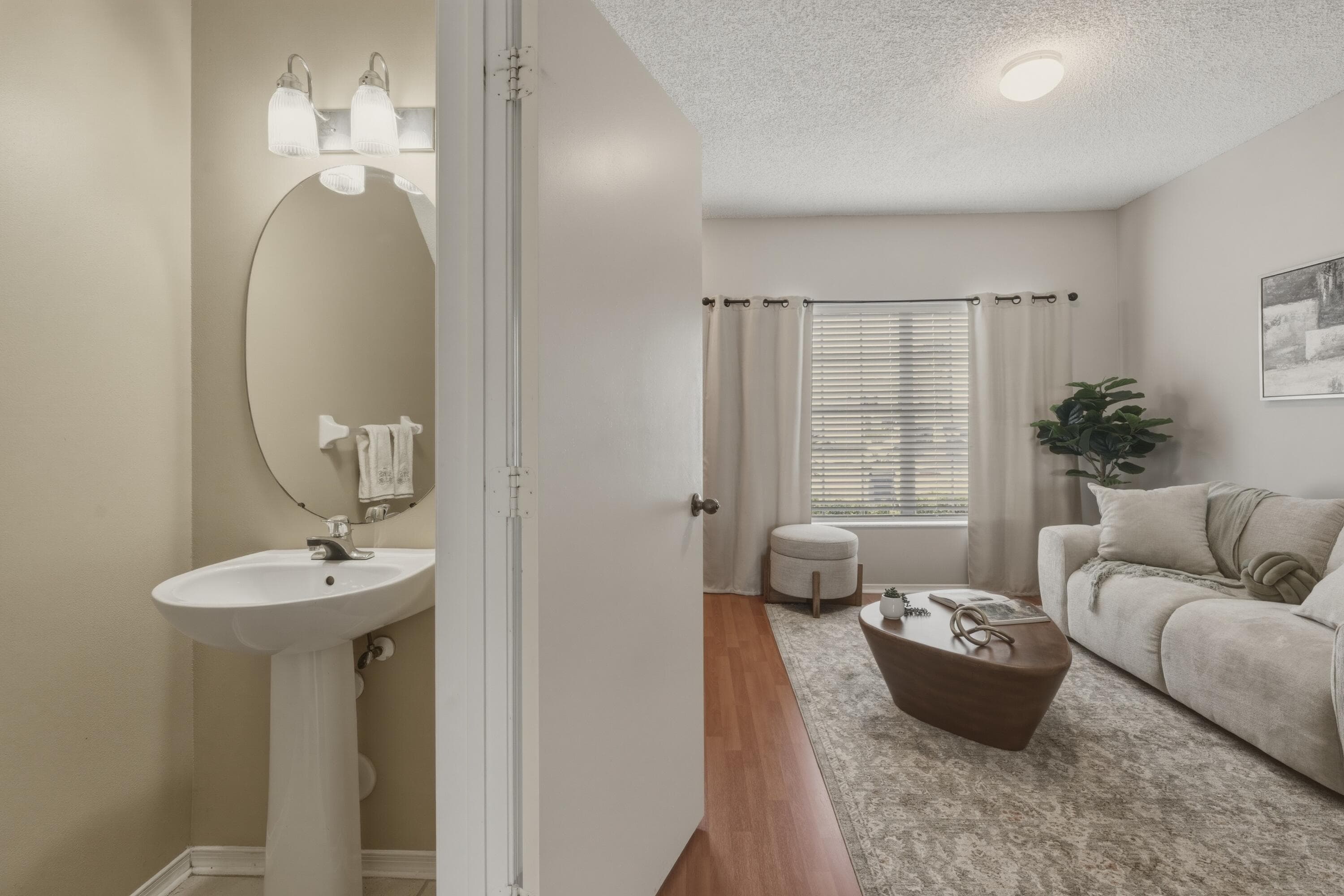 16635 Hemingway Drive, Weston, FL 33326 — photo 8 of 28