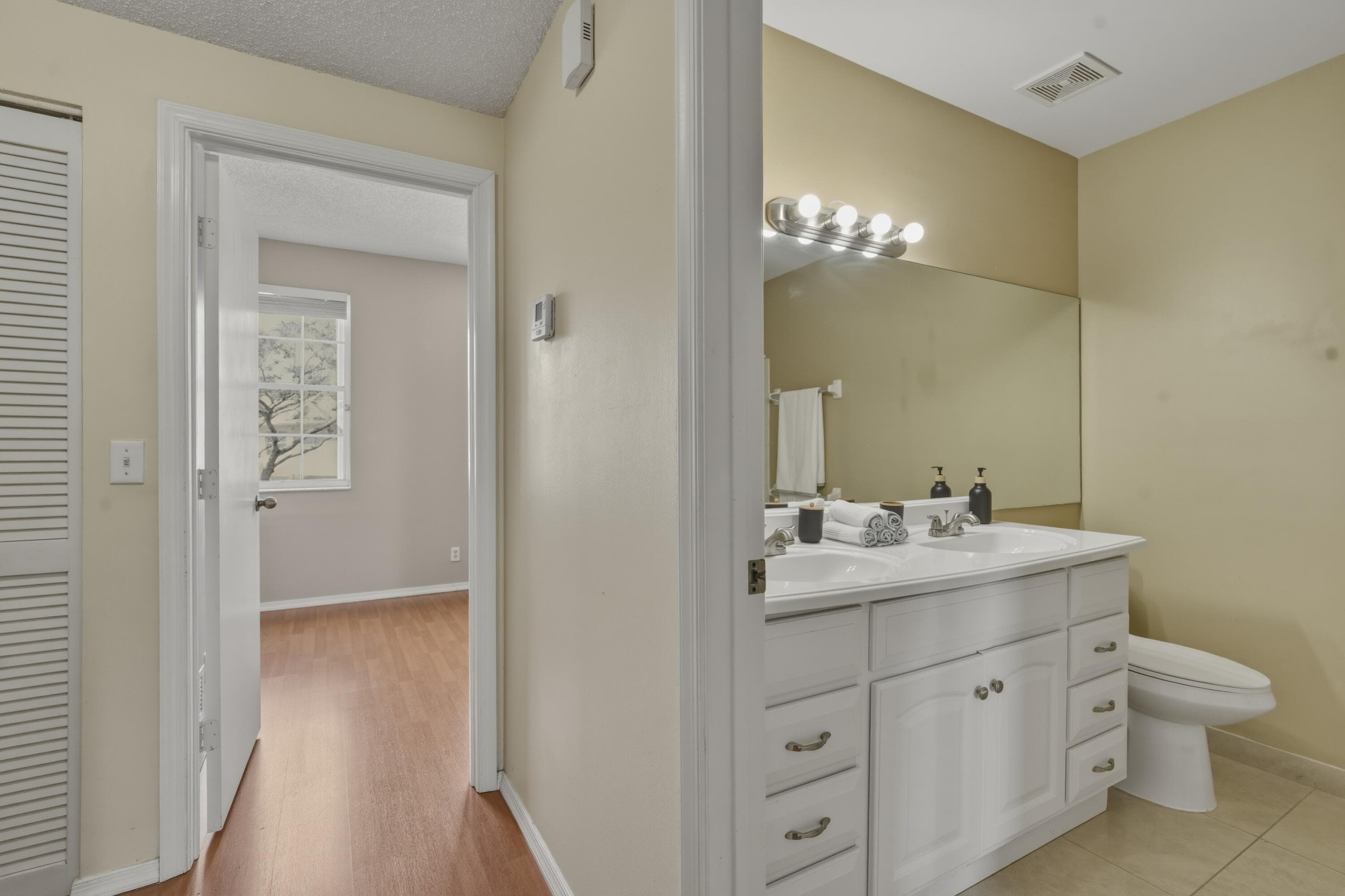 16635 Hemingway Drive, Weston, FL 33326 — photo 21 of 28
