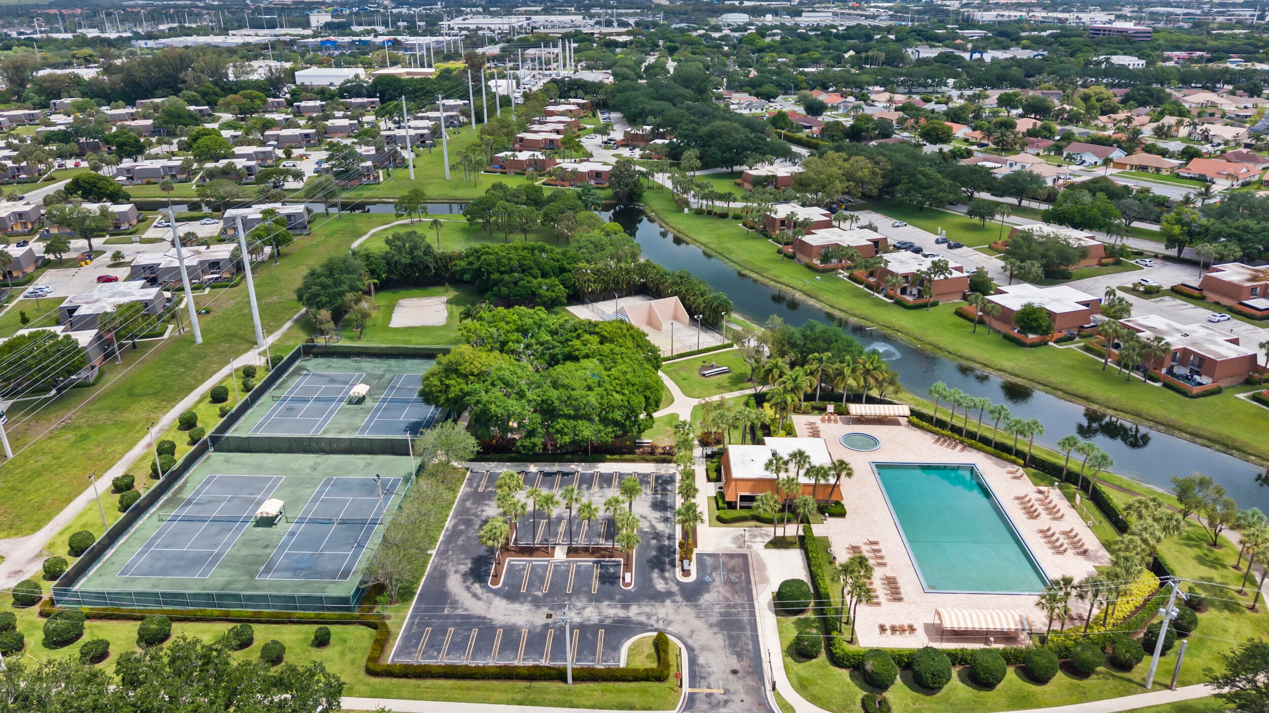 7707 77th Way 7707, West Palm Beach, FL 33407 — photo 23 of 32
