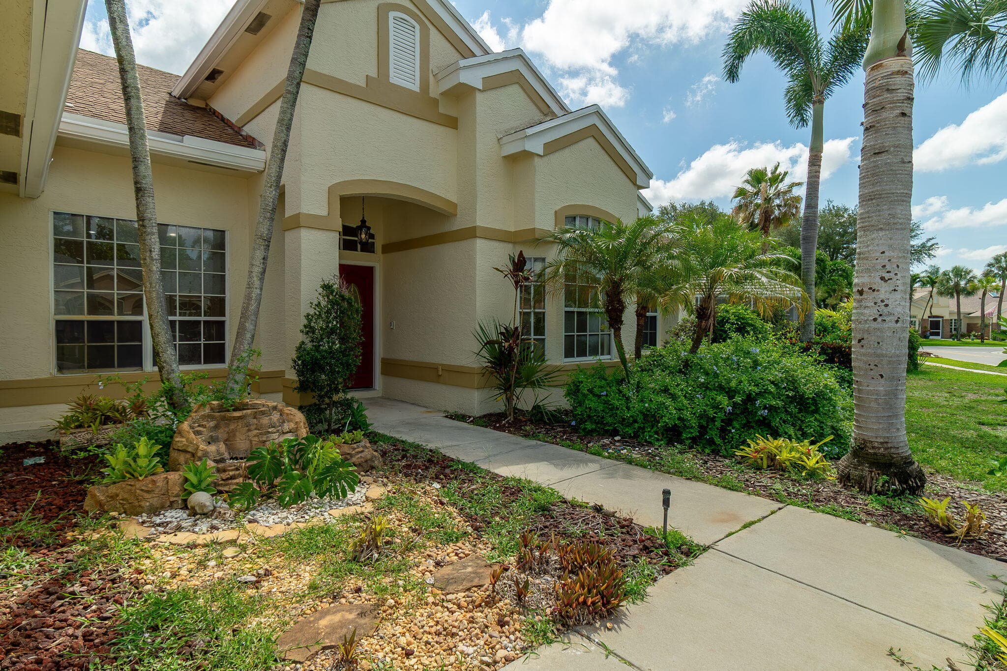 1070 Sweet Briar Place, Wellington, FL 33414 — photo 3 of 33