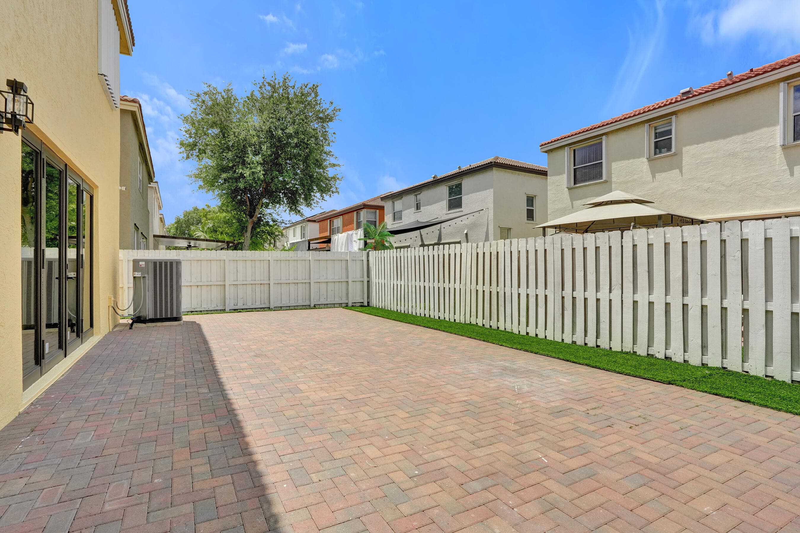 5262 SW 155th Avenue, Miramar, FL 33027 — photo 6 of 78