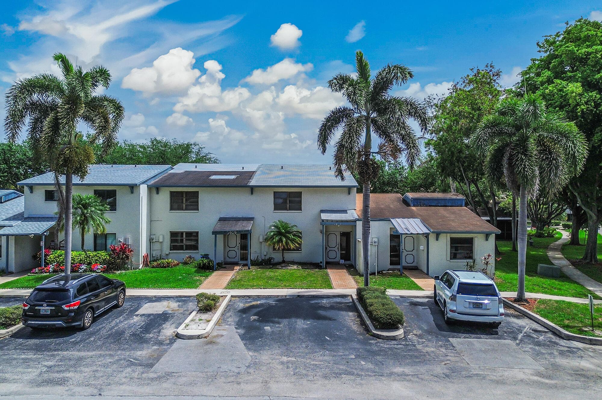 4003 W Woodscape Drive 2-k, Miramar, FL 33023 — photo 1 of 60
