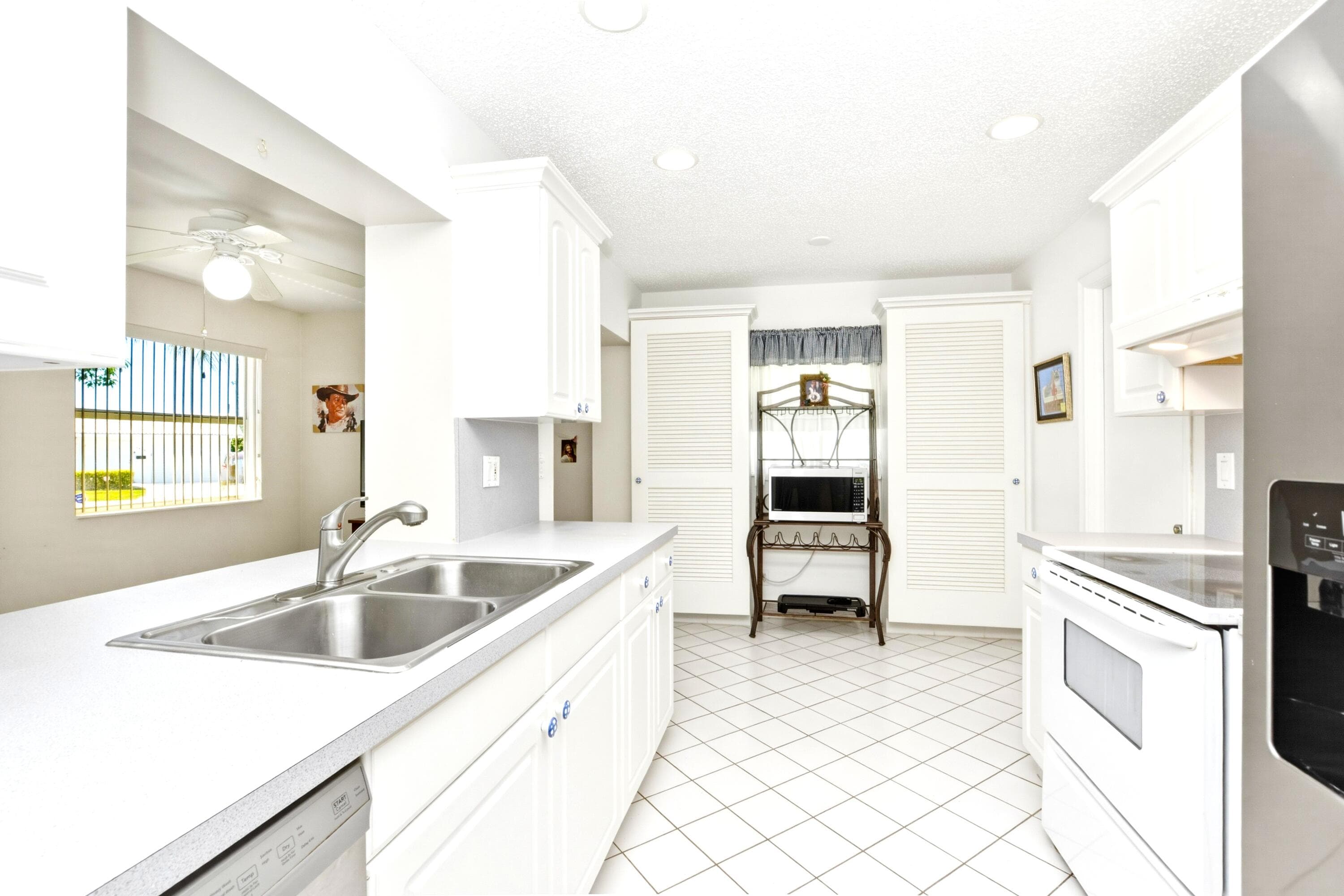 2108 SW 15th Street, Boynton Beach, FL 33426 — photo 9 of 16