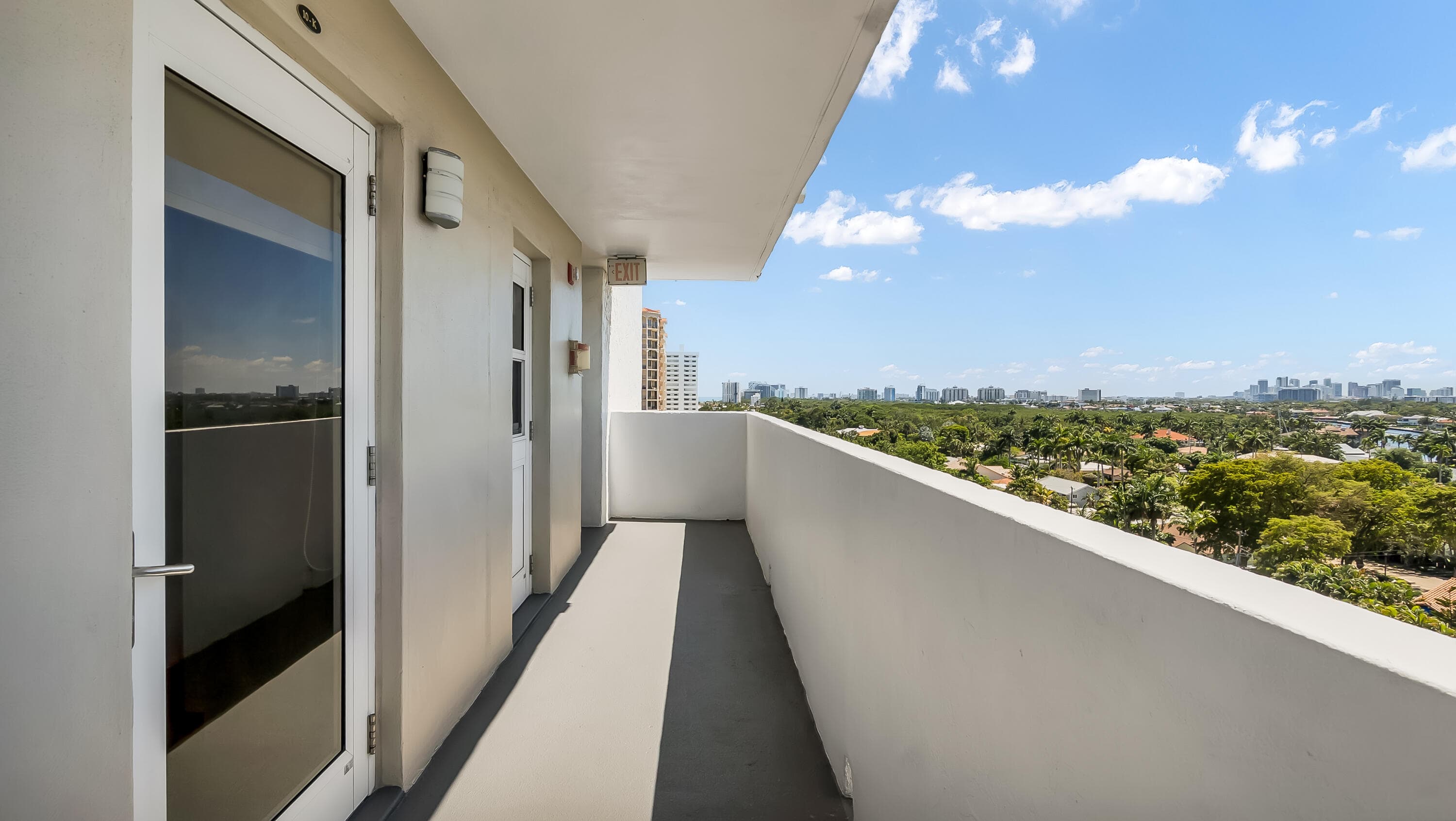 2200 NE 33rd Avenue 10k, Fort Lauderdale, FL 33305 — photo 1 of 37