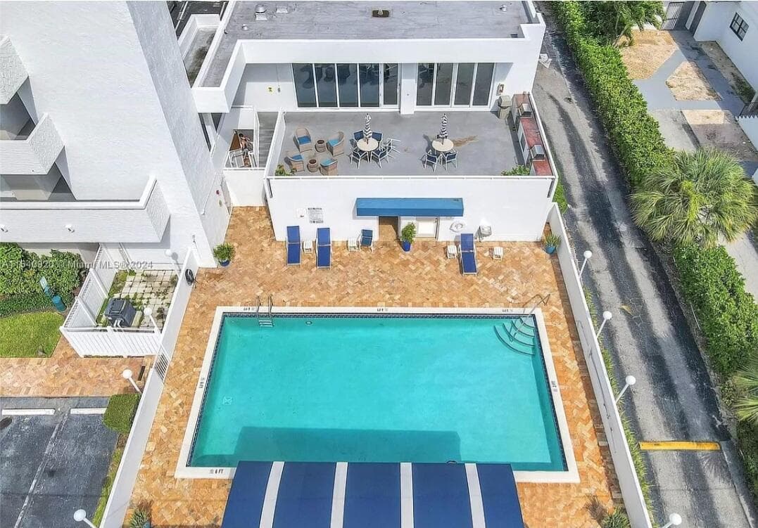 2200 NE 33rd Avenue 10k, Fort Lauderdale, FL 33305 — photo 34 of 37